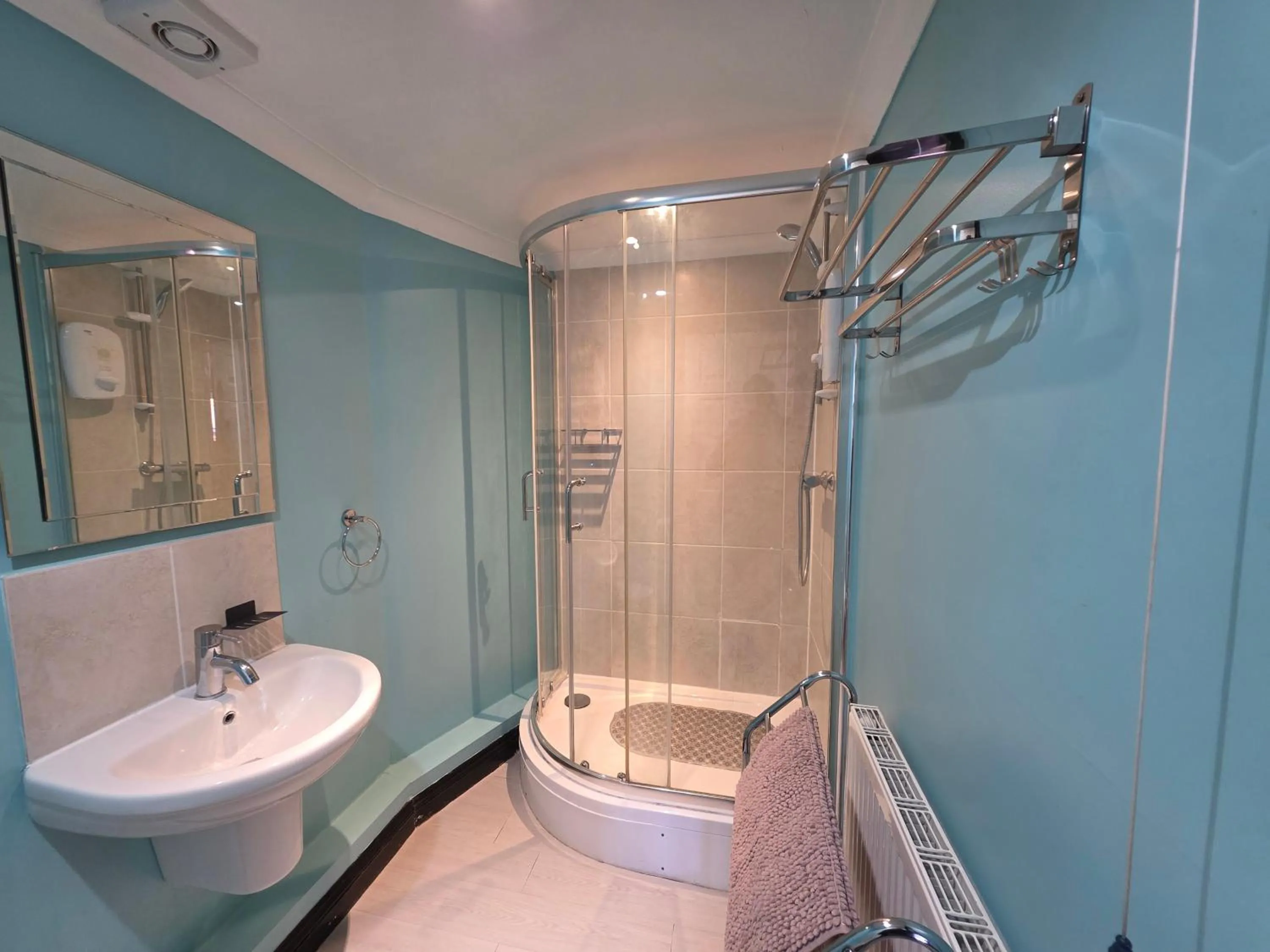 Bathroom in Mount Lavinia