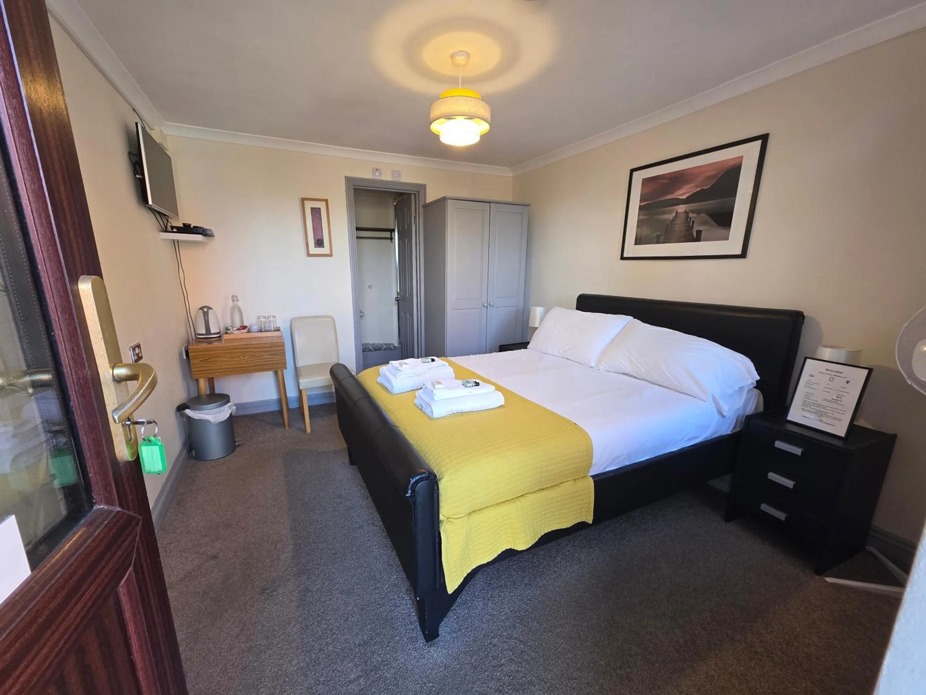 Bedroom, Bed in Mount Lavinia
