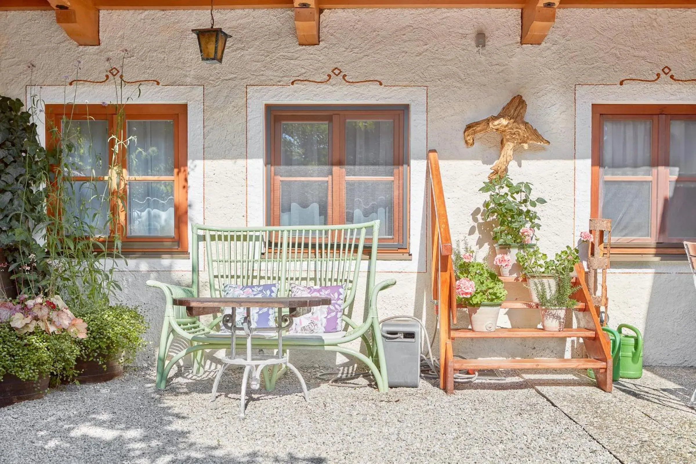 Inner courtyard view in Hotel Garni Alte Säge Ruhpolding inkl Chiemgaukarte Inner courtyard view in Hotel Garni Alte Säge Ruhpolding inkl Chiemgaukarte