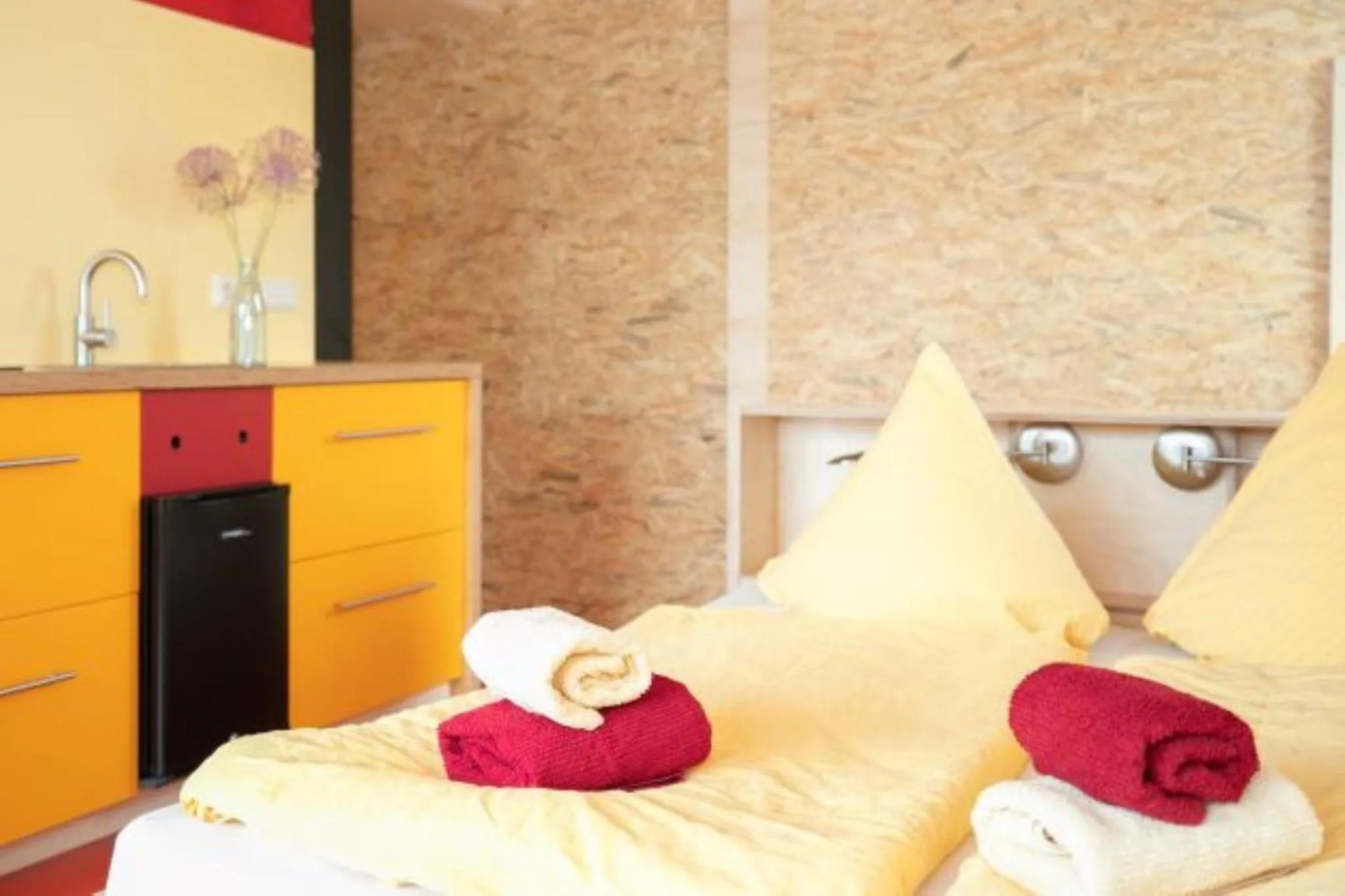 Bed in SELBSTgemacht