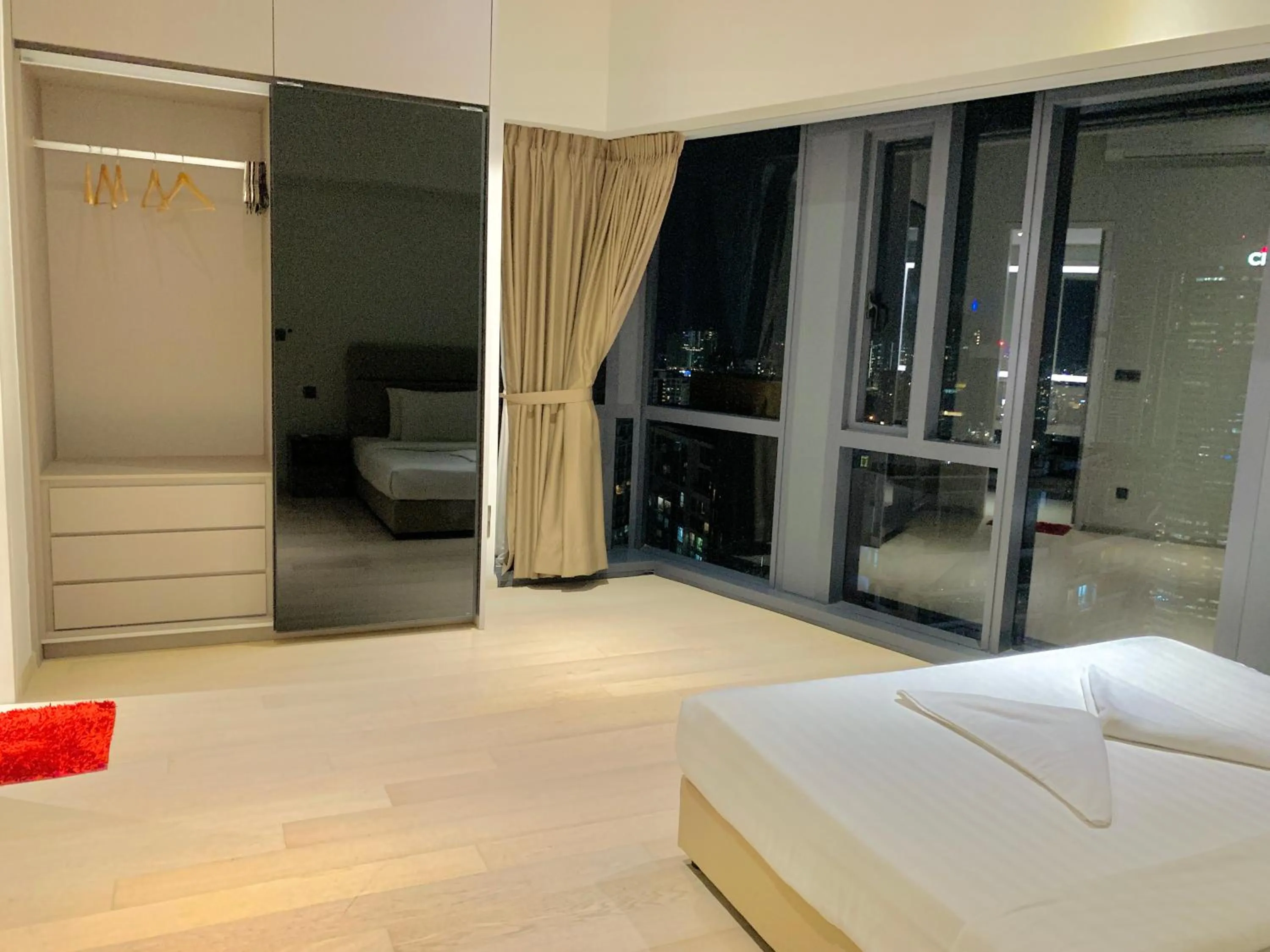 Bed in Star KLCC by Arman