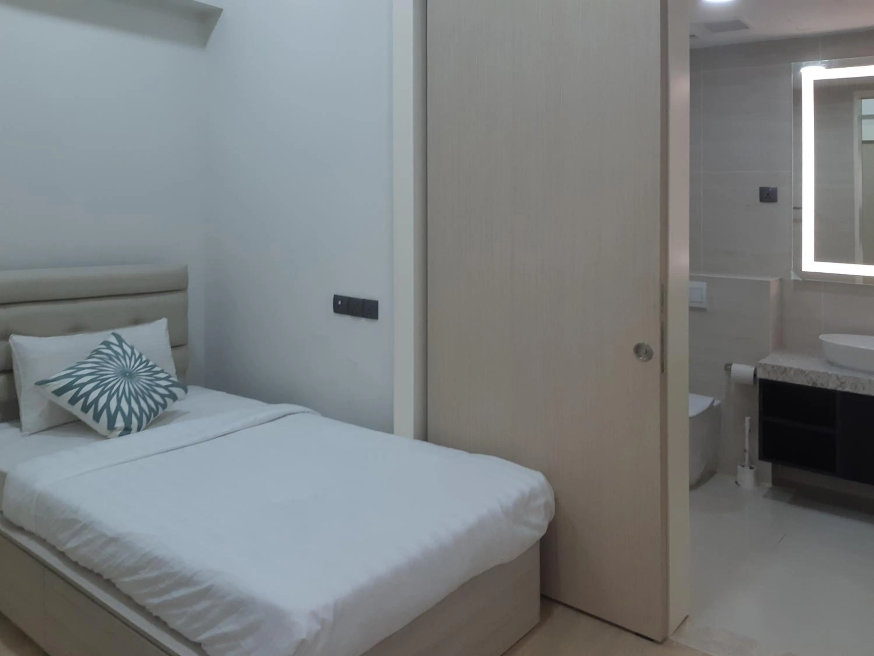 Toilet, Bed in Star KLCC by Arman