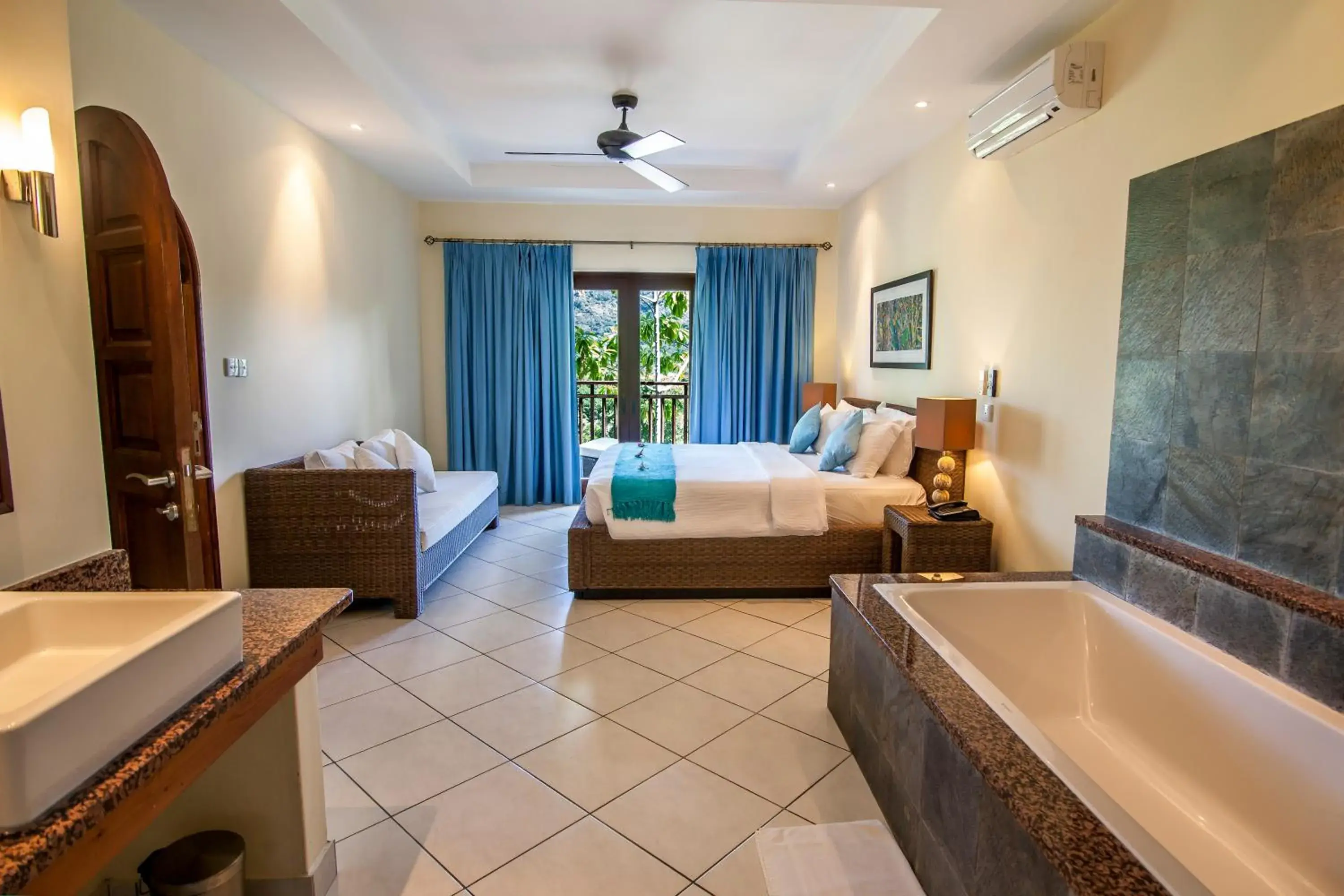 Day, Bed in Valmer Resort and Spa Day, Bed in Valmer Resort and Spa