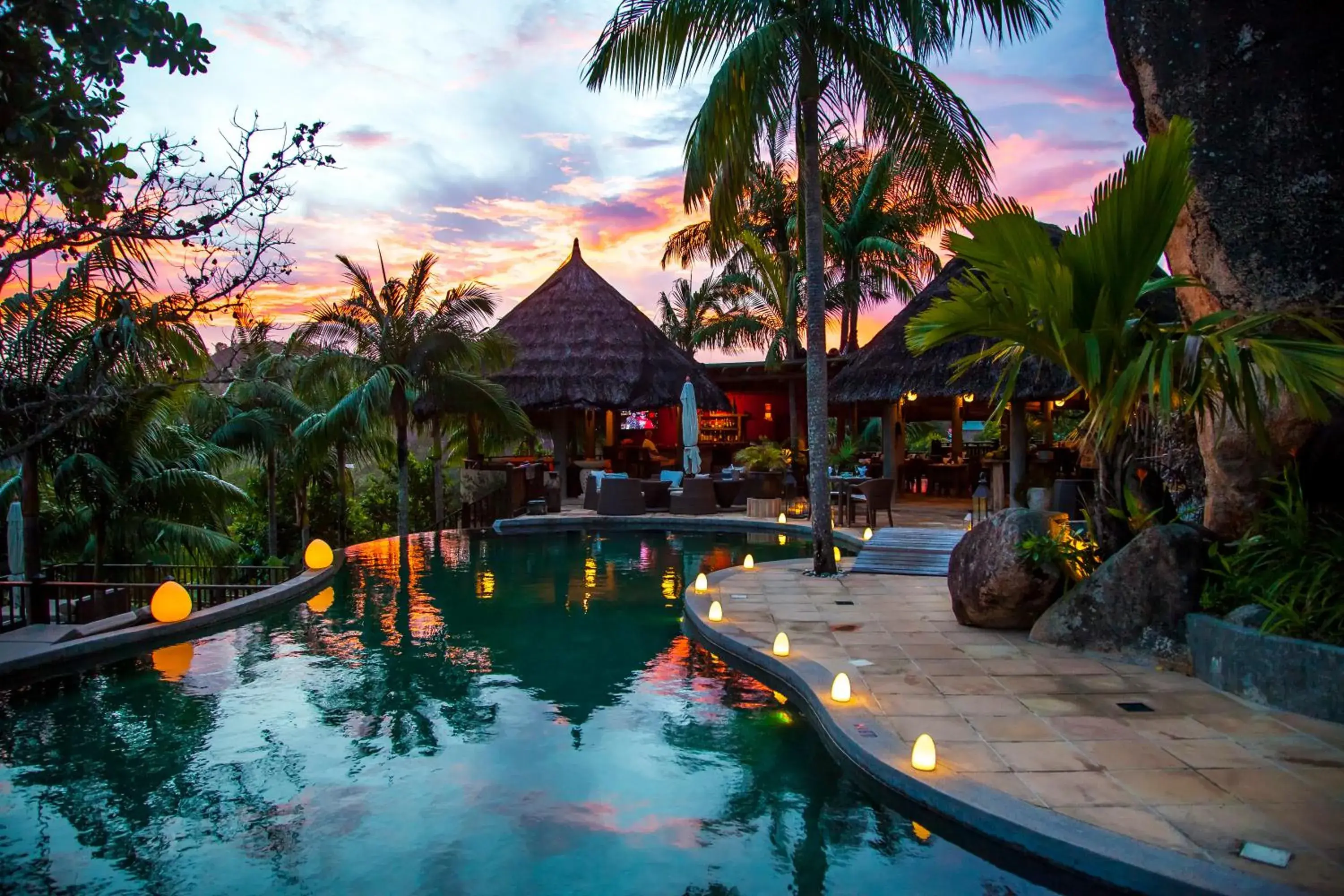 Swimming pool in Valmer Resort and Spa Swimming pool in Valmer Resort and Spa