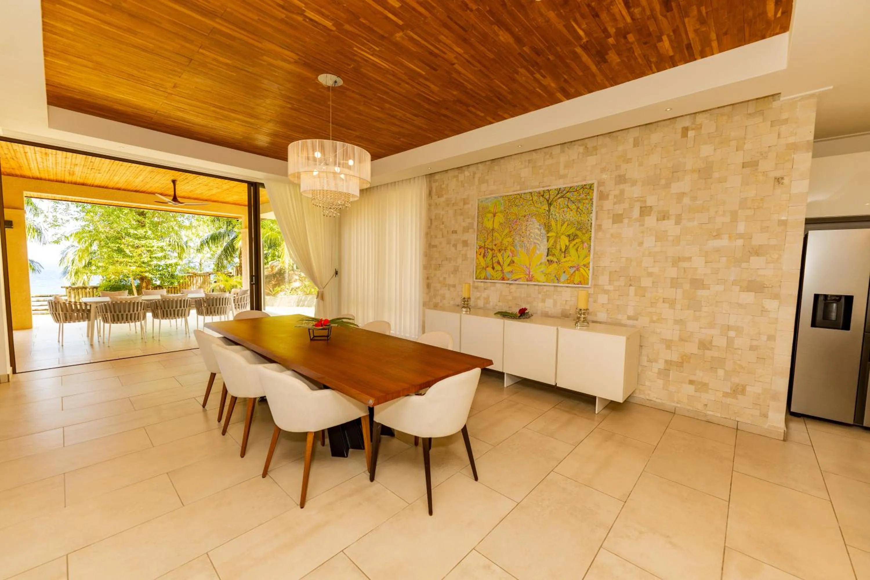 Dining area in Valmer Resort and Spa