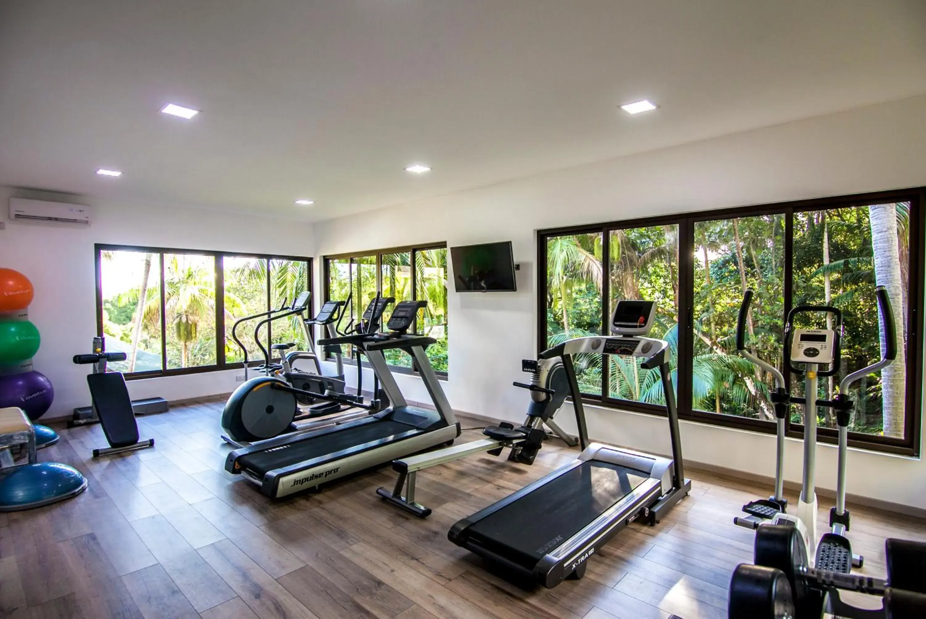 Fitness centre/facilities in Valmer Resort and Spa Fitness centre/facilities in Valmer Resort and Spa