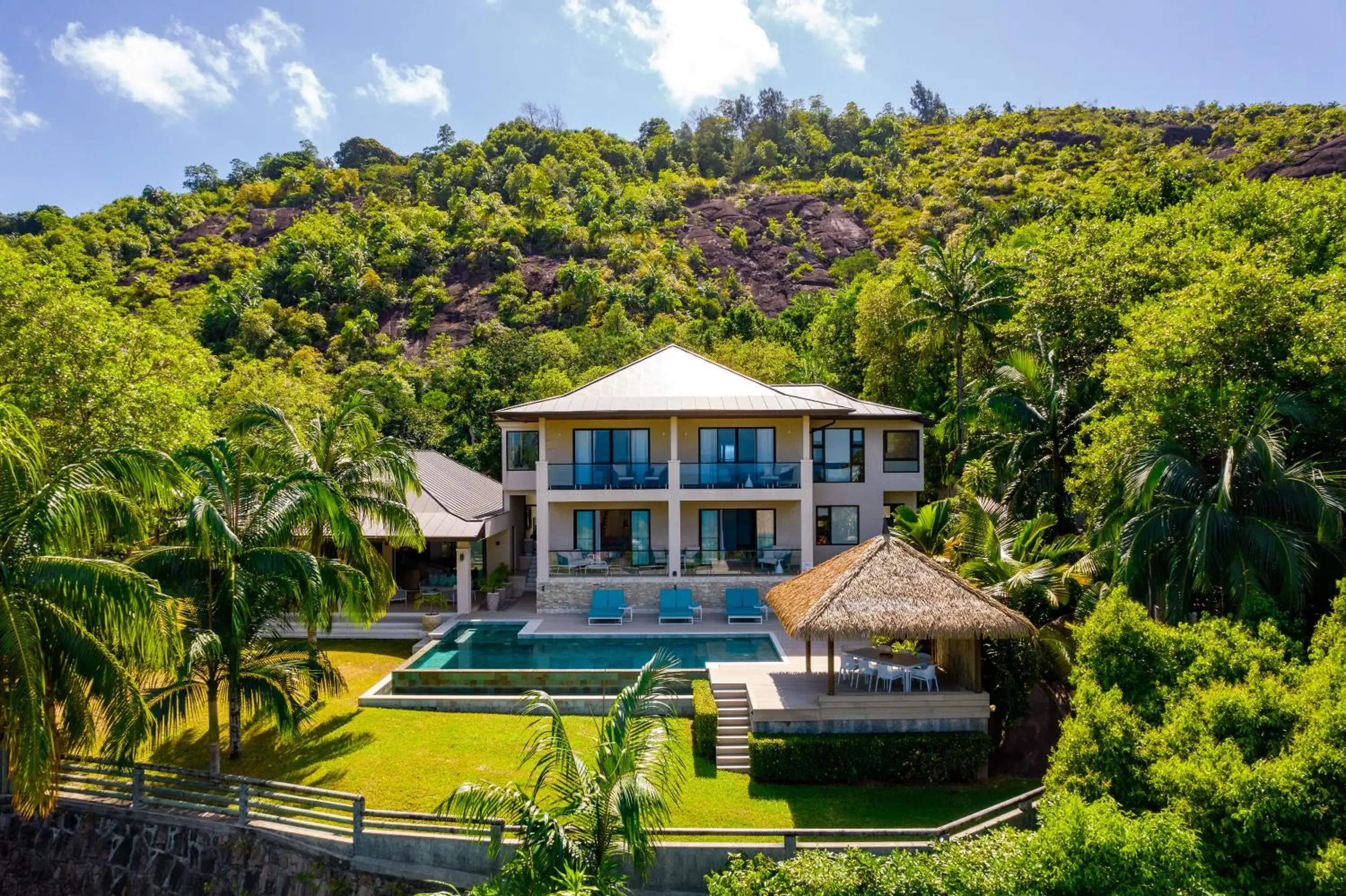 Property building in Valmer Resort and Spa Property building in Valmer Resort and Spa