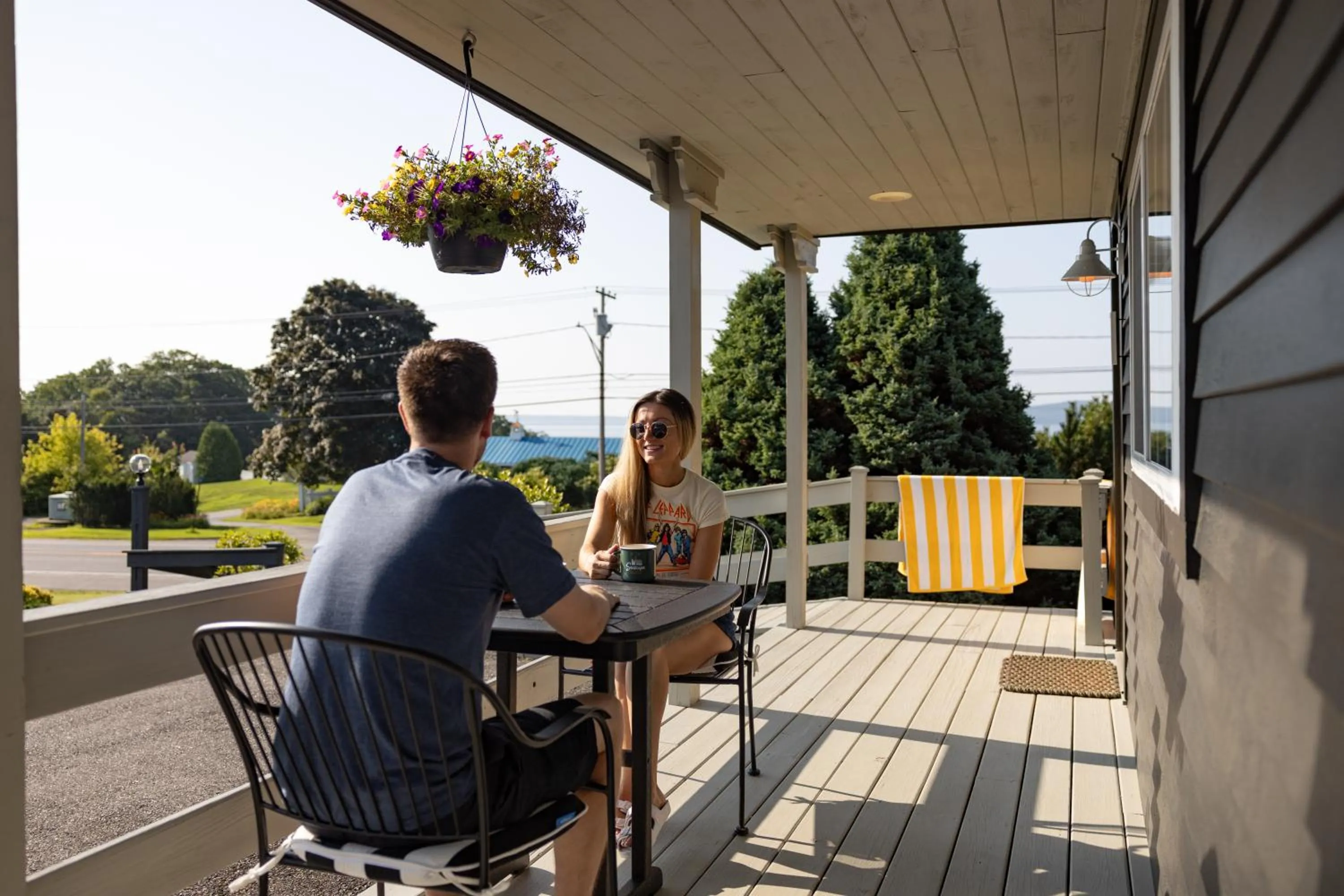 Seascape Motel & Cottages