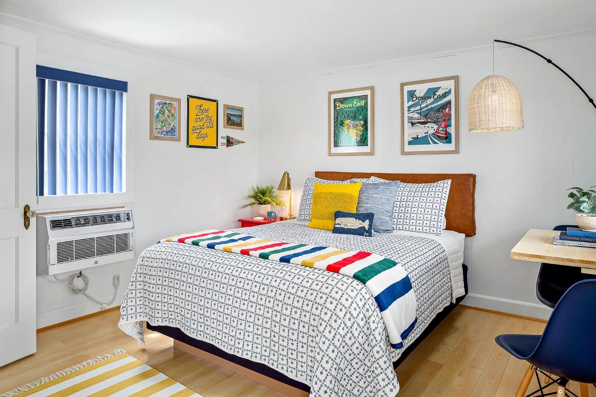 Photo of the whole room, Bed in Seascape Motel & Cottages