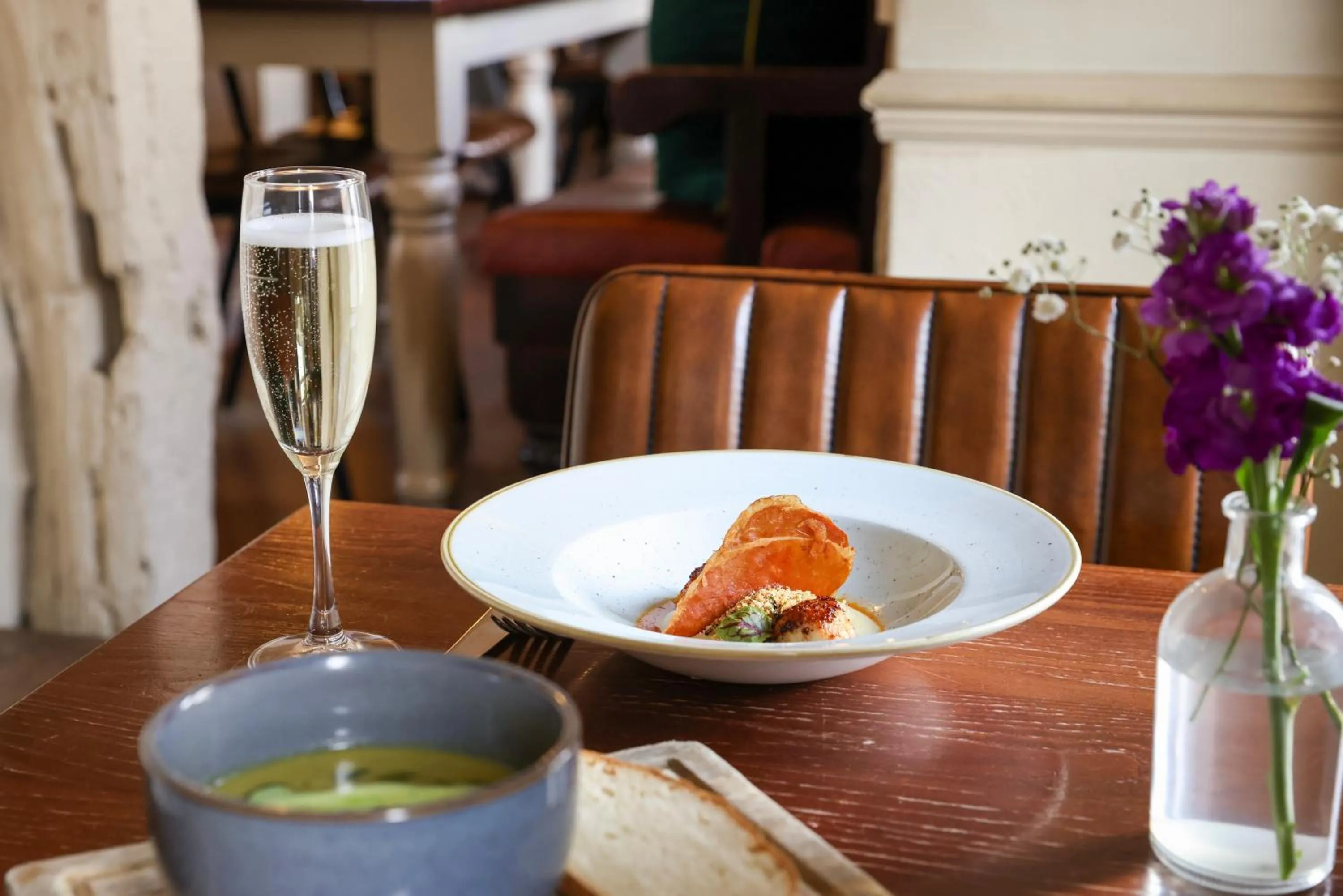 Food and drinks in The Windmill