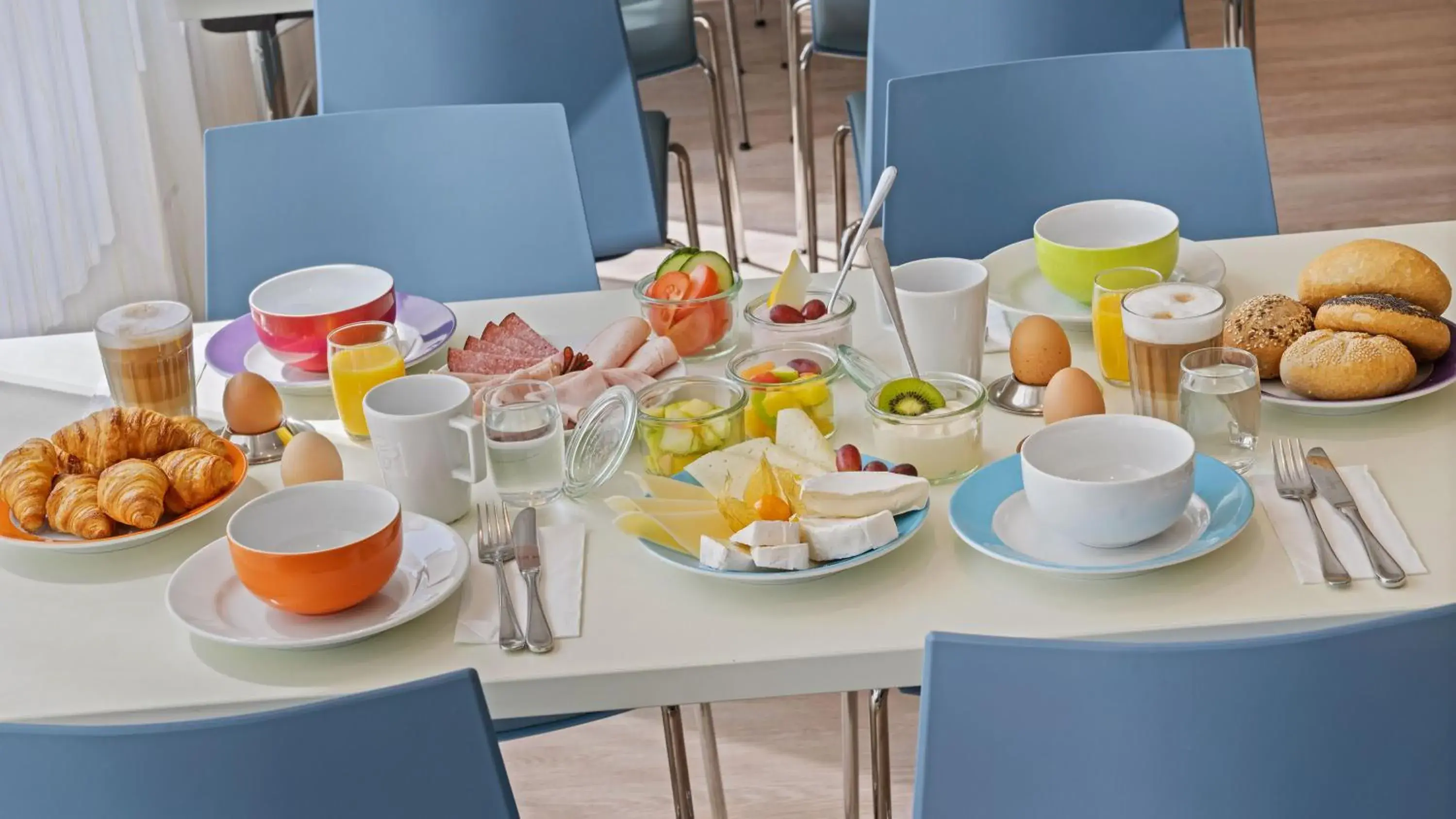 Breakfast in Hey Lou Hotel Hildesheim Breakfast in Hey Lou Hotel Hildesheim