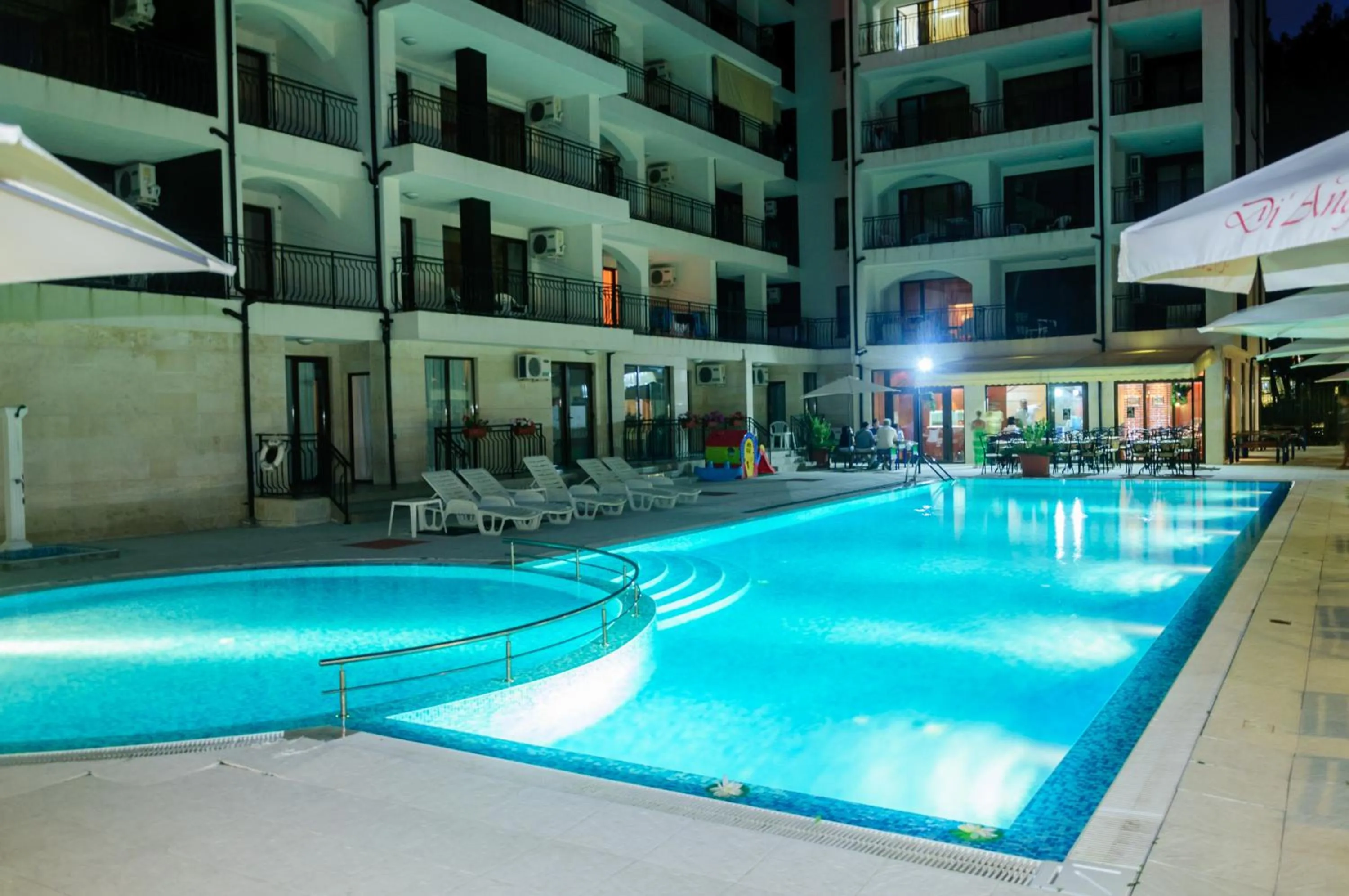 Property building in Cantilena Complex