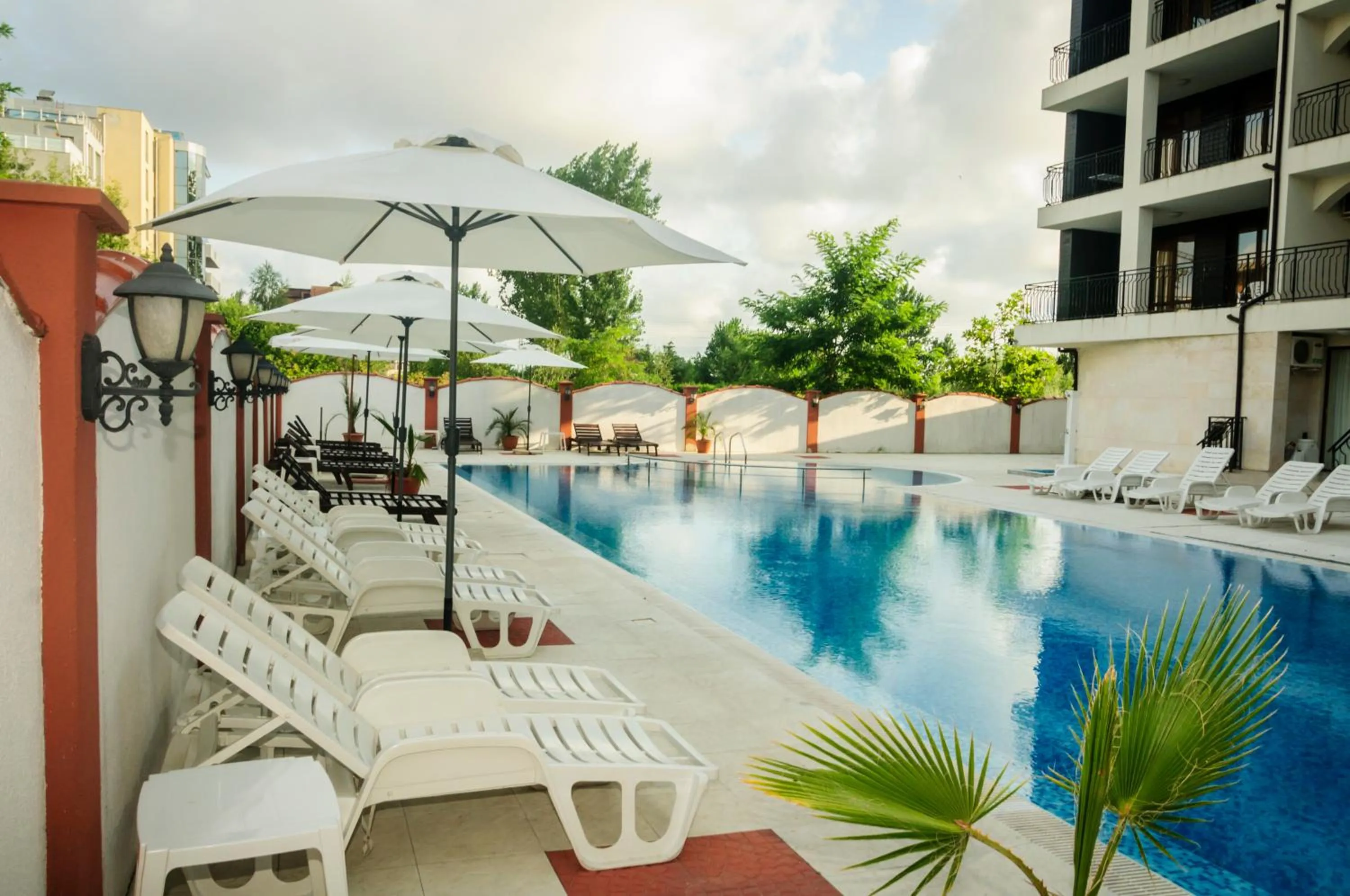 Day in Cantilena Complex