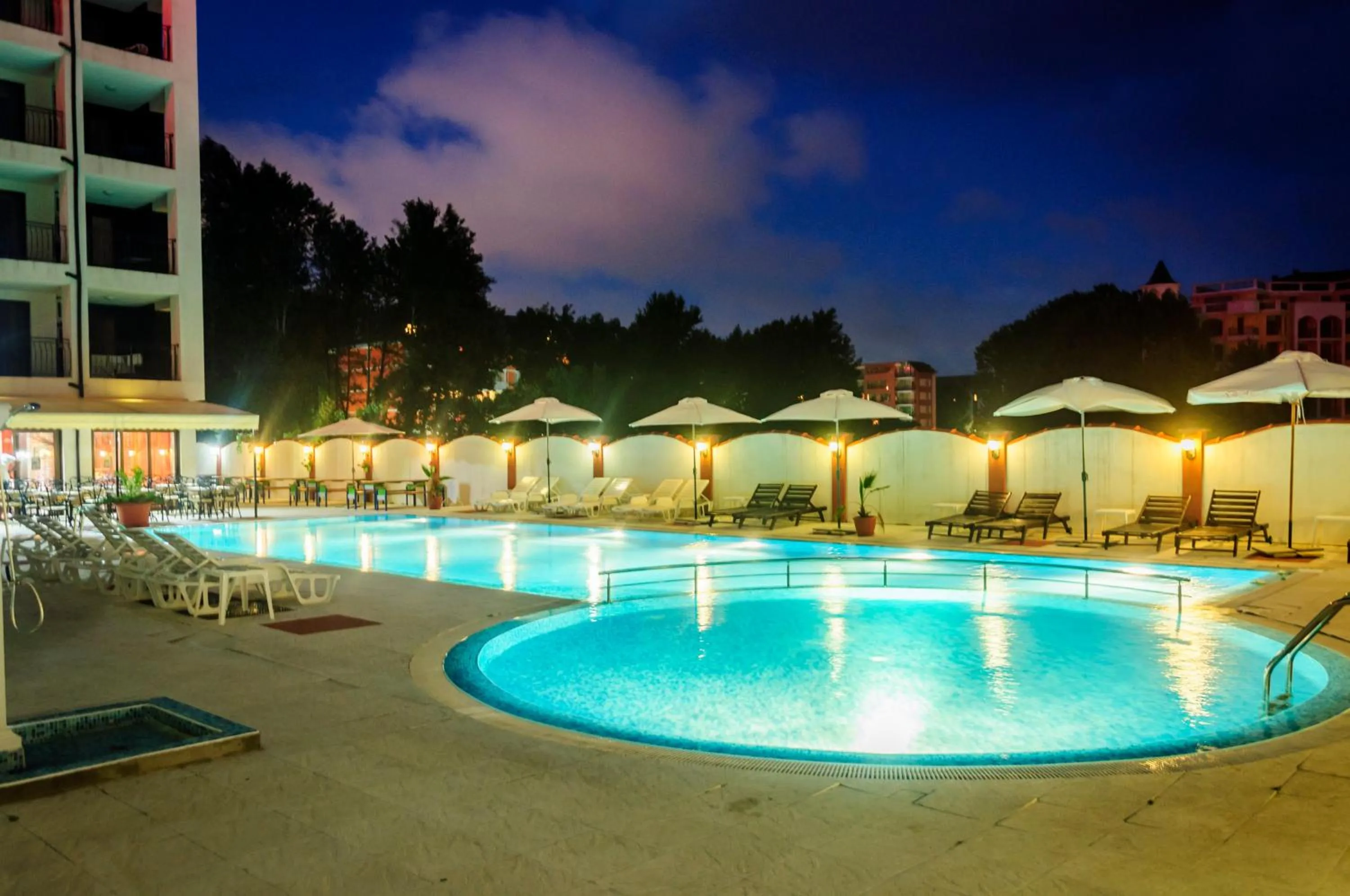 Night in Cantilena Complex