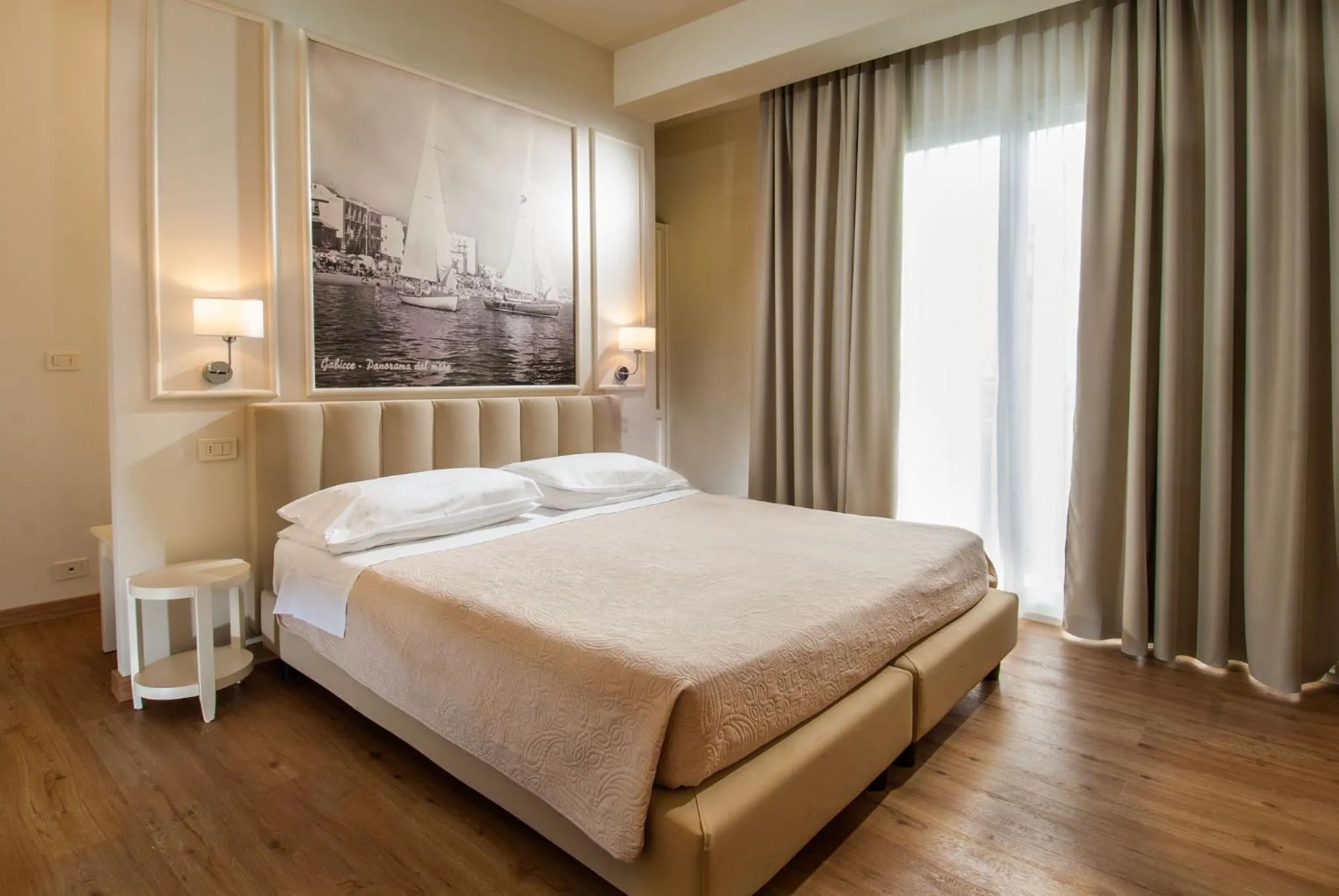 Bed in Hotel Lido