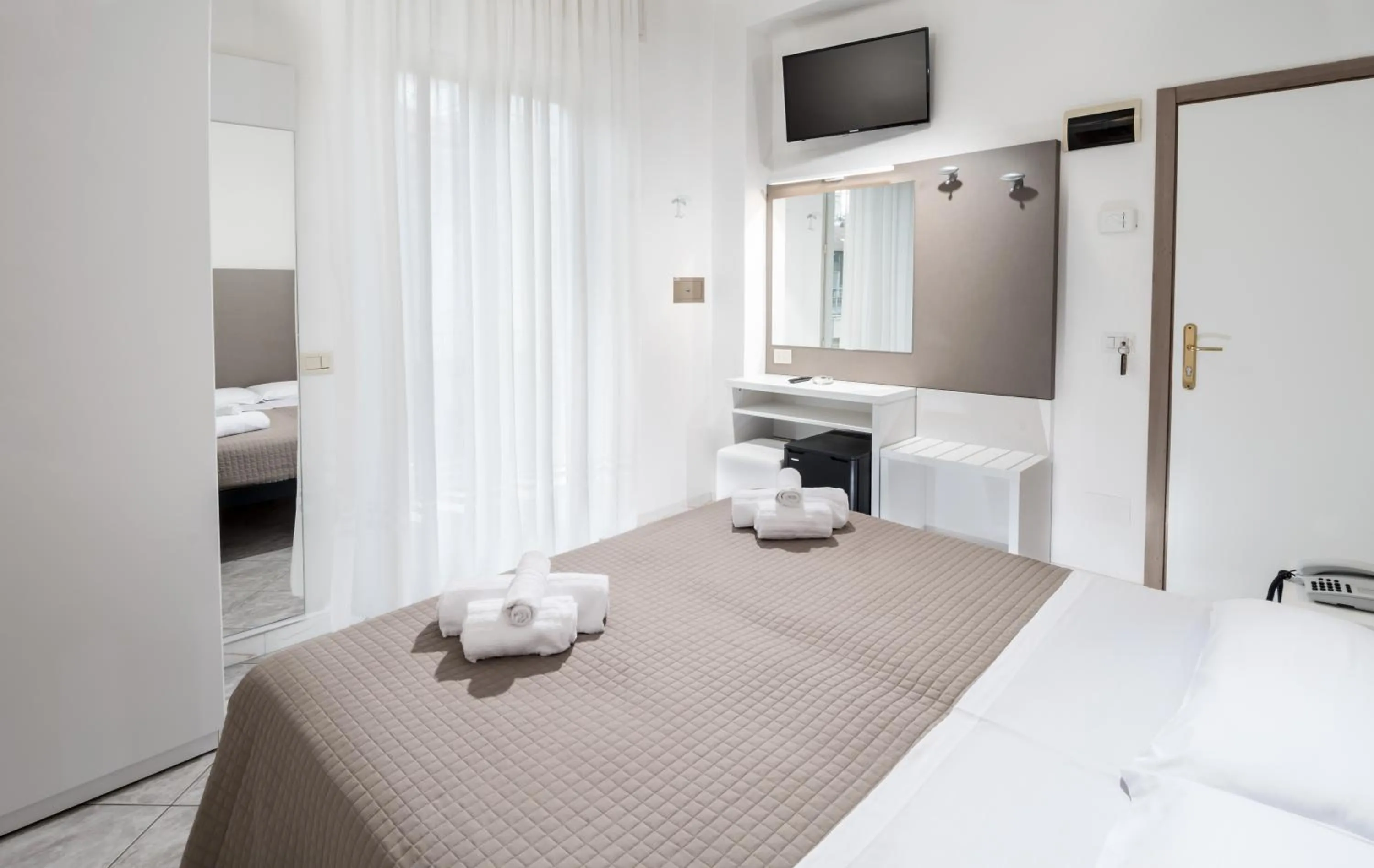 Bed in Hotel Lido