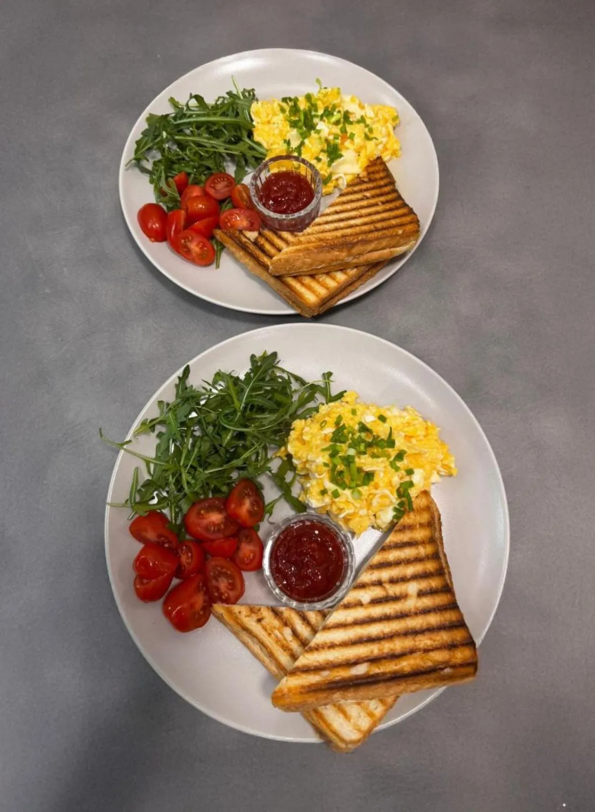 Restaurant/places to eat in The Old Townhouse II