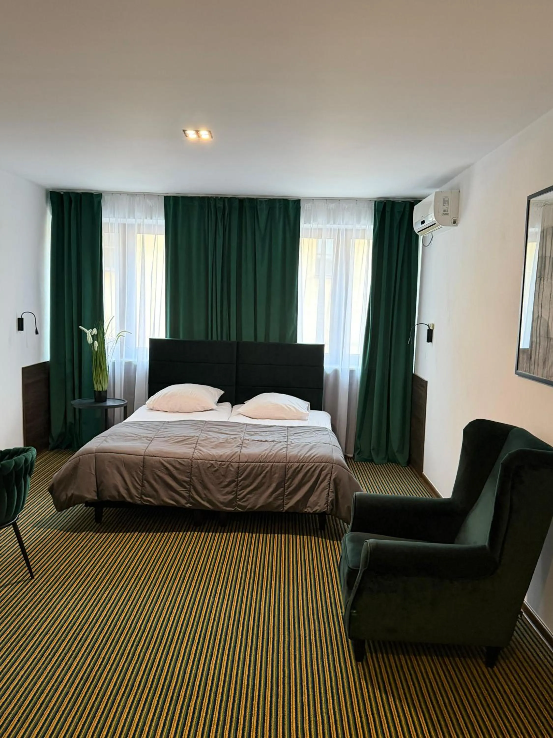 Bed in The Old Townhouse II