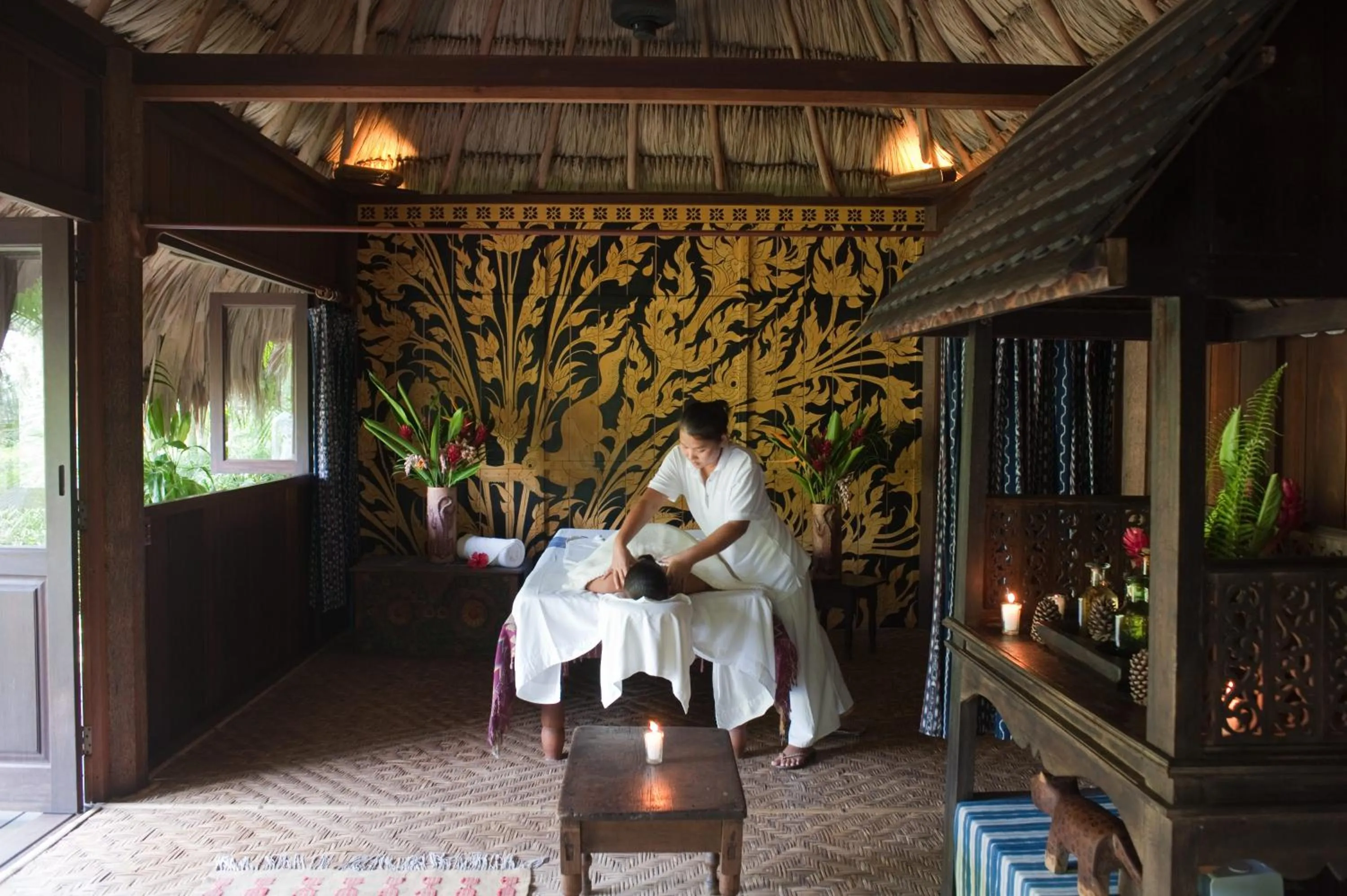 Spa and wellness centre/facilities in Blancaneaux Lodge by Francis Ford Coppola