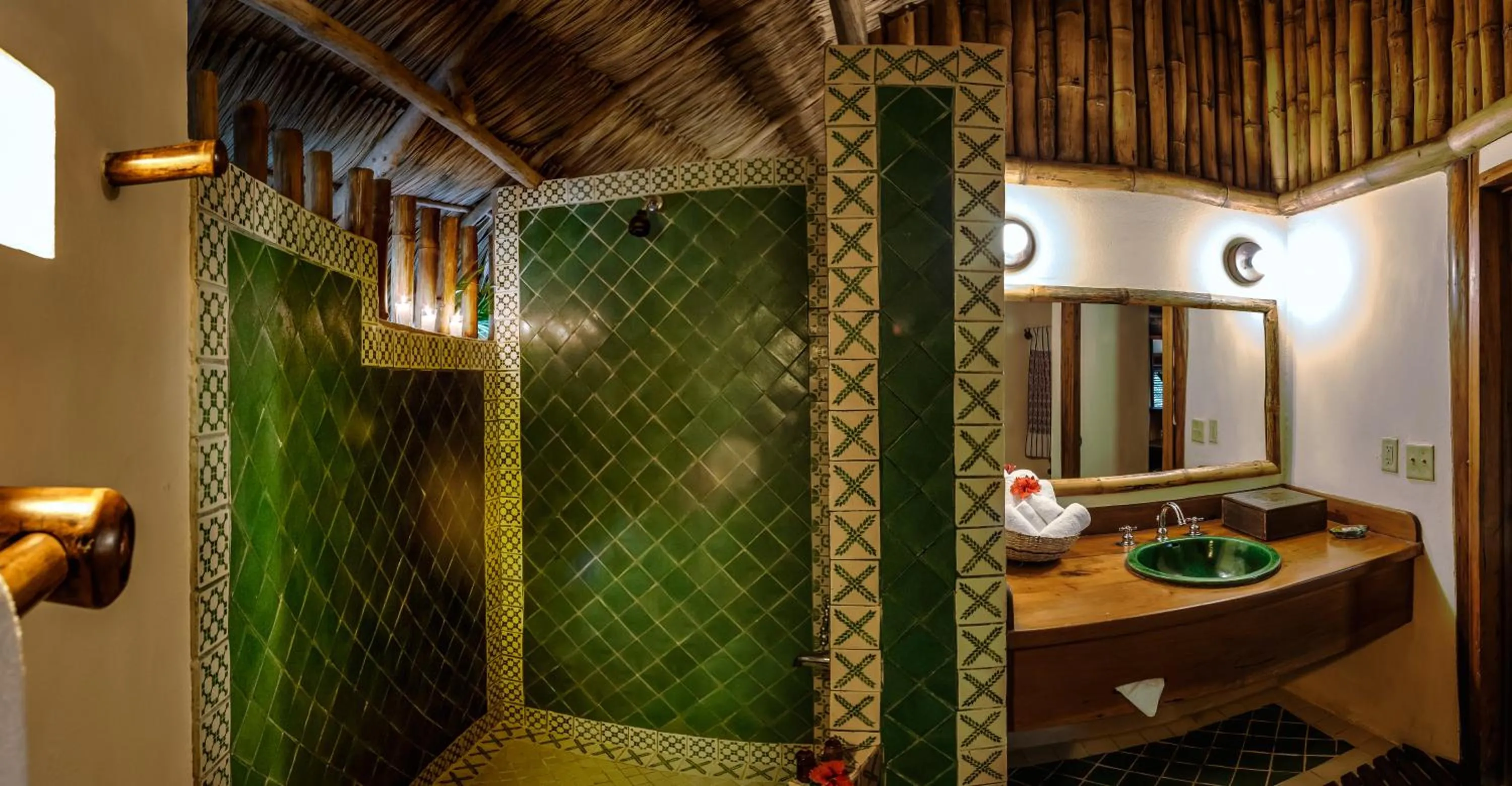 Shower in Blancaneaux Lodge by Francis Ford Coppola