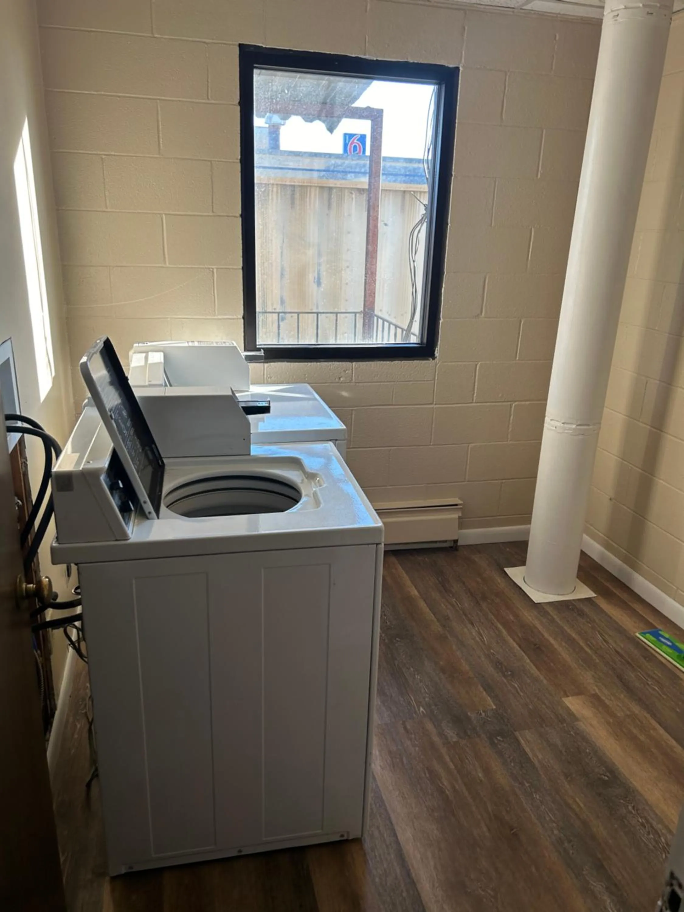 laundry in Wheatland Steamboat Inn