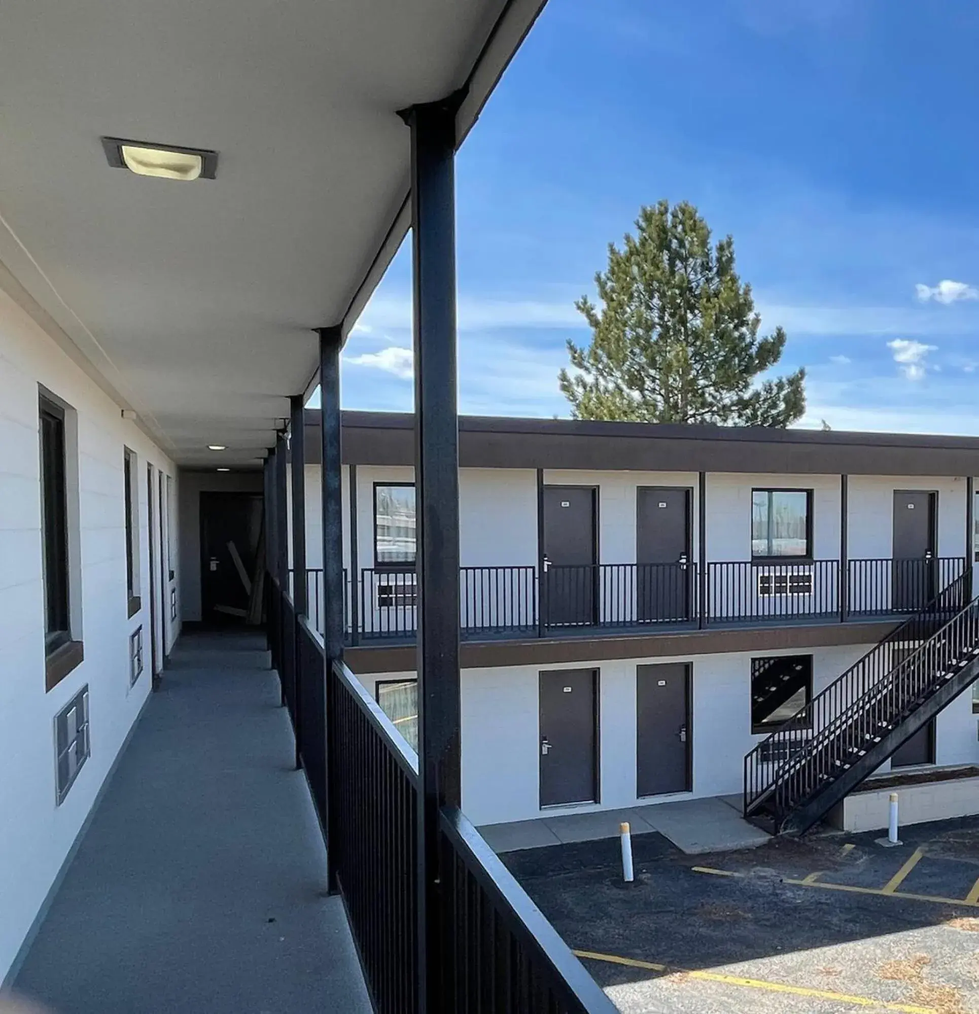 Property building in Days Inn by Wyndham Wheatland Property building in Days Inn by Wyndham Wheatland