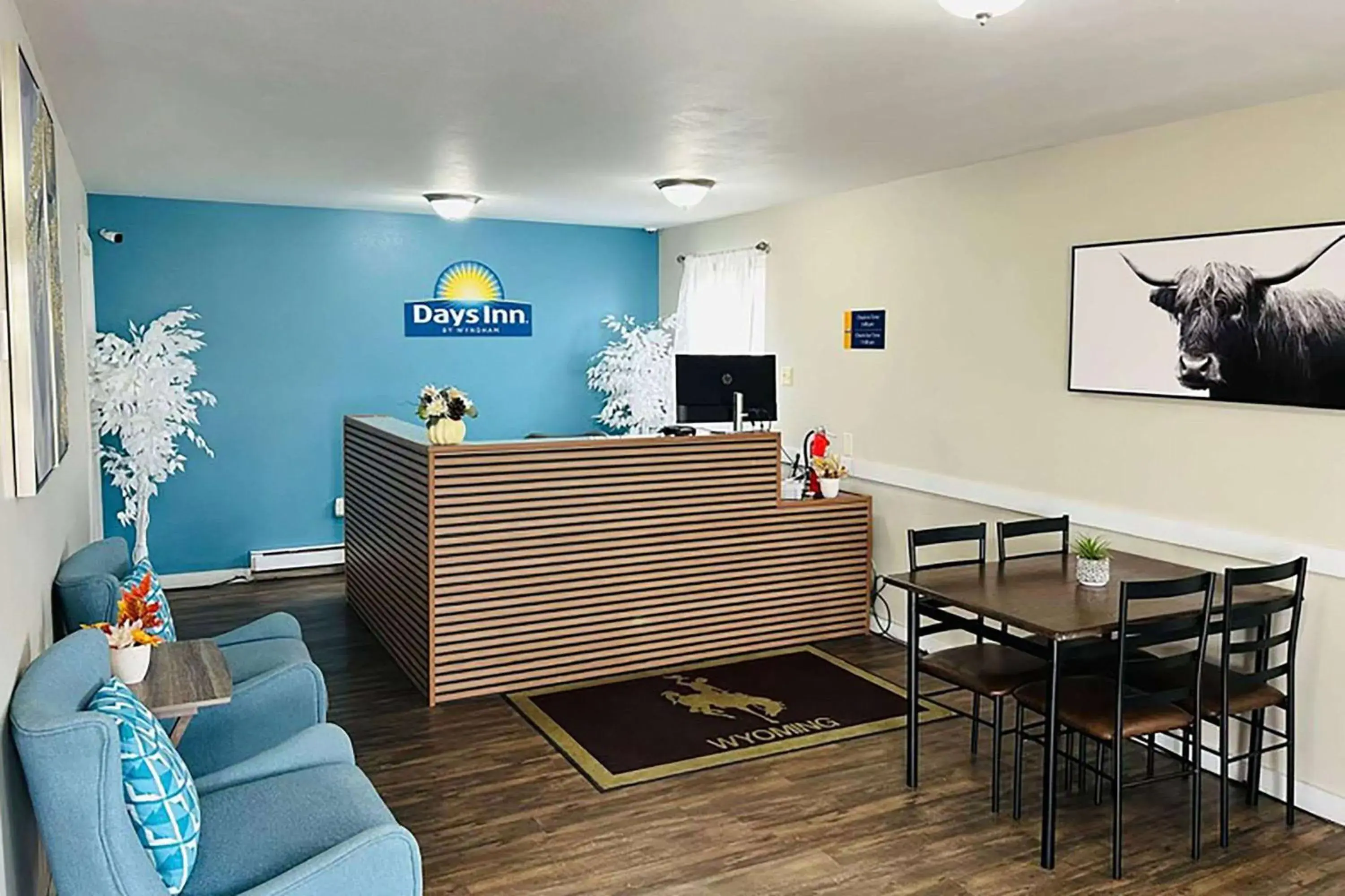 Lobby or reception in Days Inn by Wyndham Wheatland Lobby or reception in Days Inn by Wyndham Wheatland