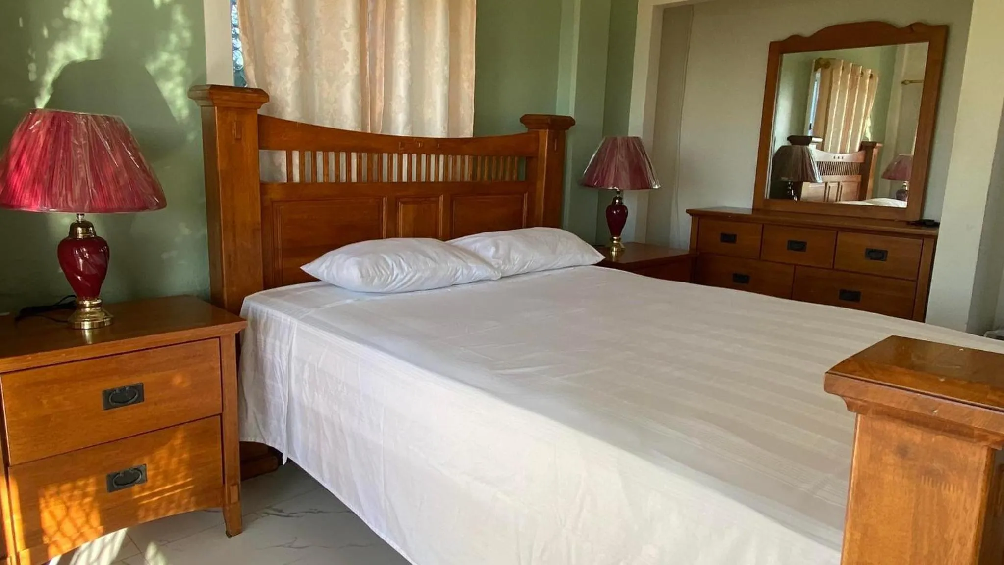 Bedroom, Bed in Sky Lodge