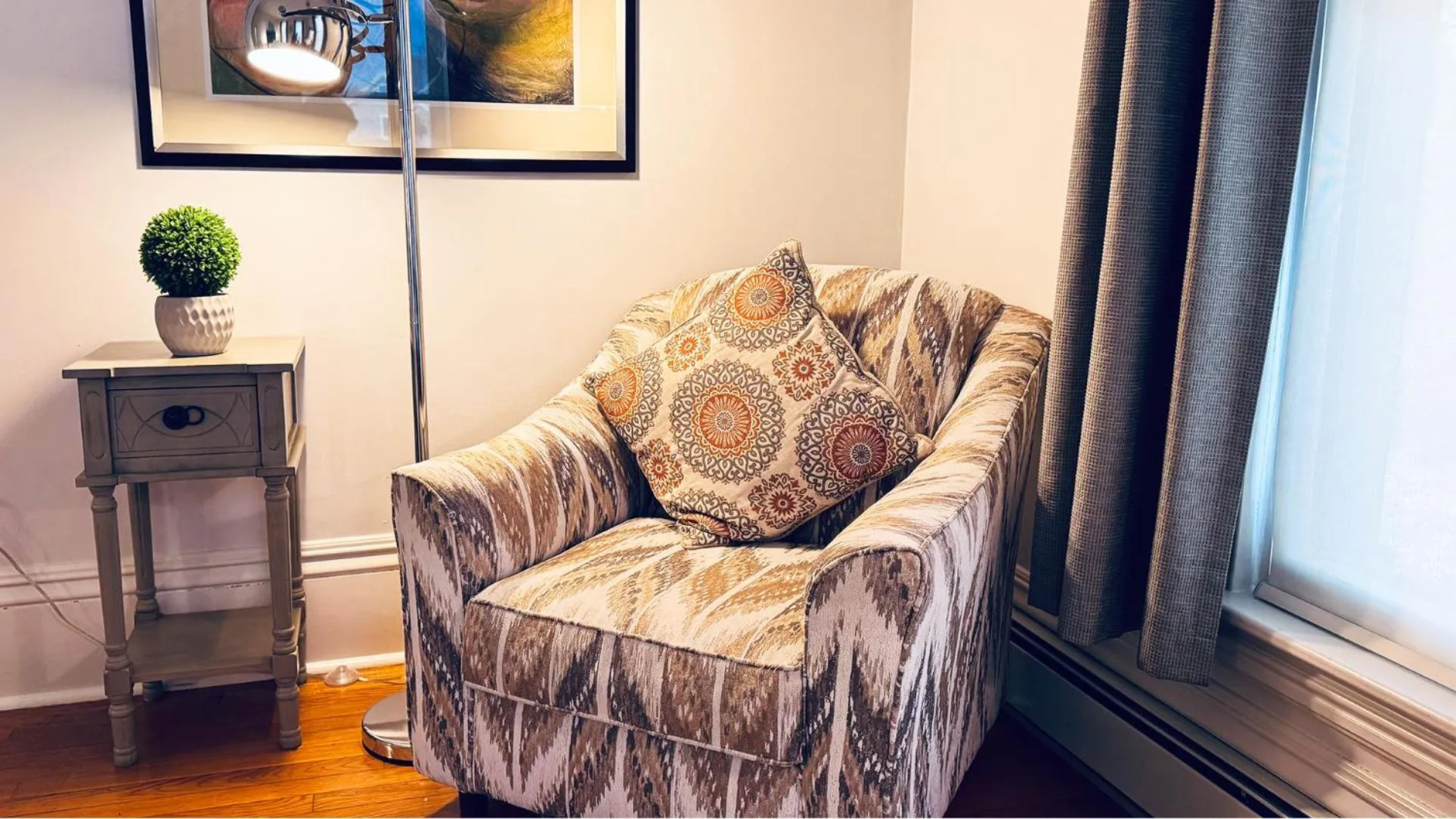 Seating area in Ginkgo House on Harvard