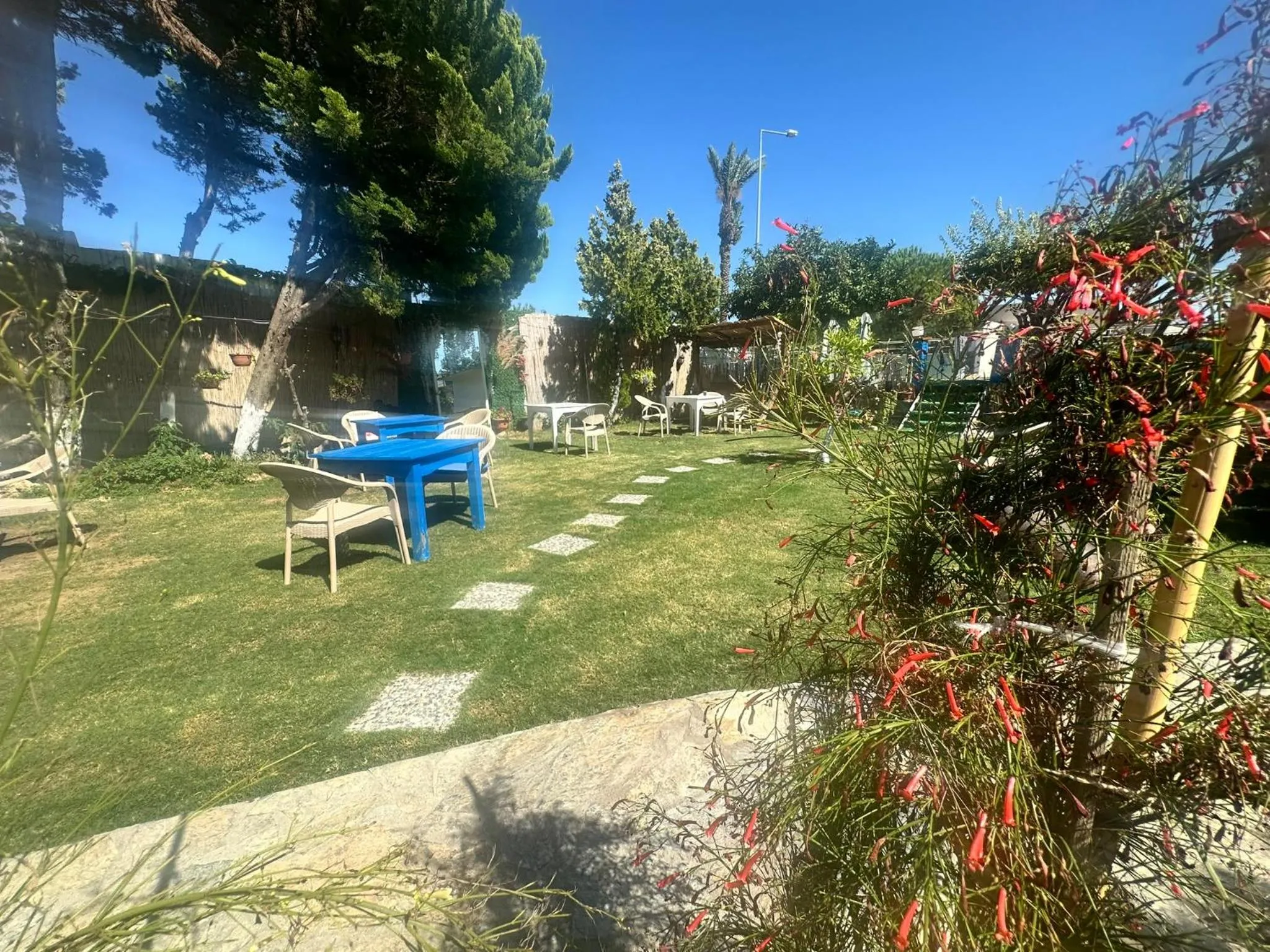 Property building in Bonjourla Otel