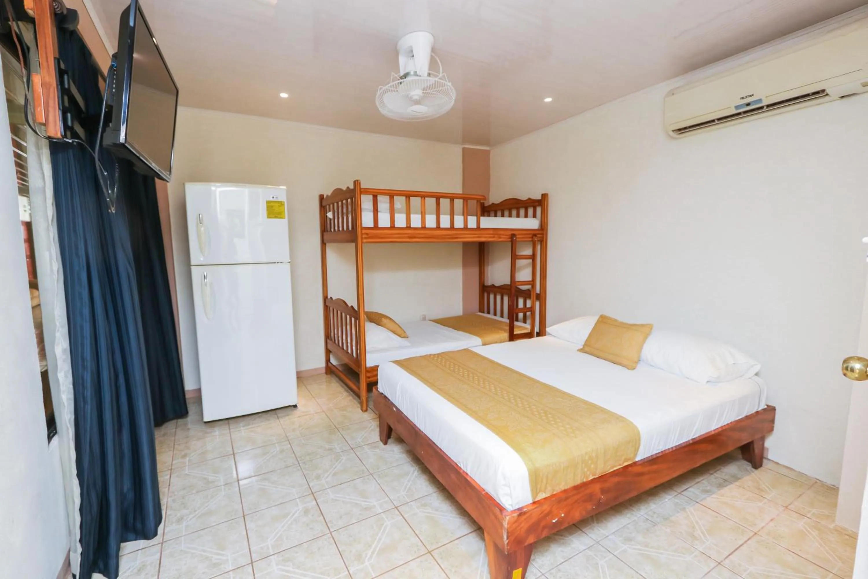 Bed in Hotel Flor Blanca