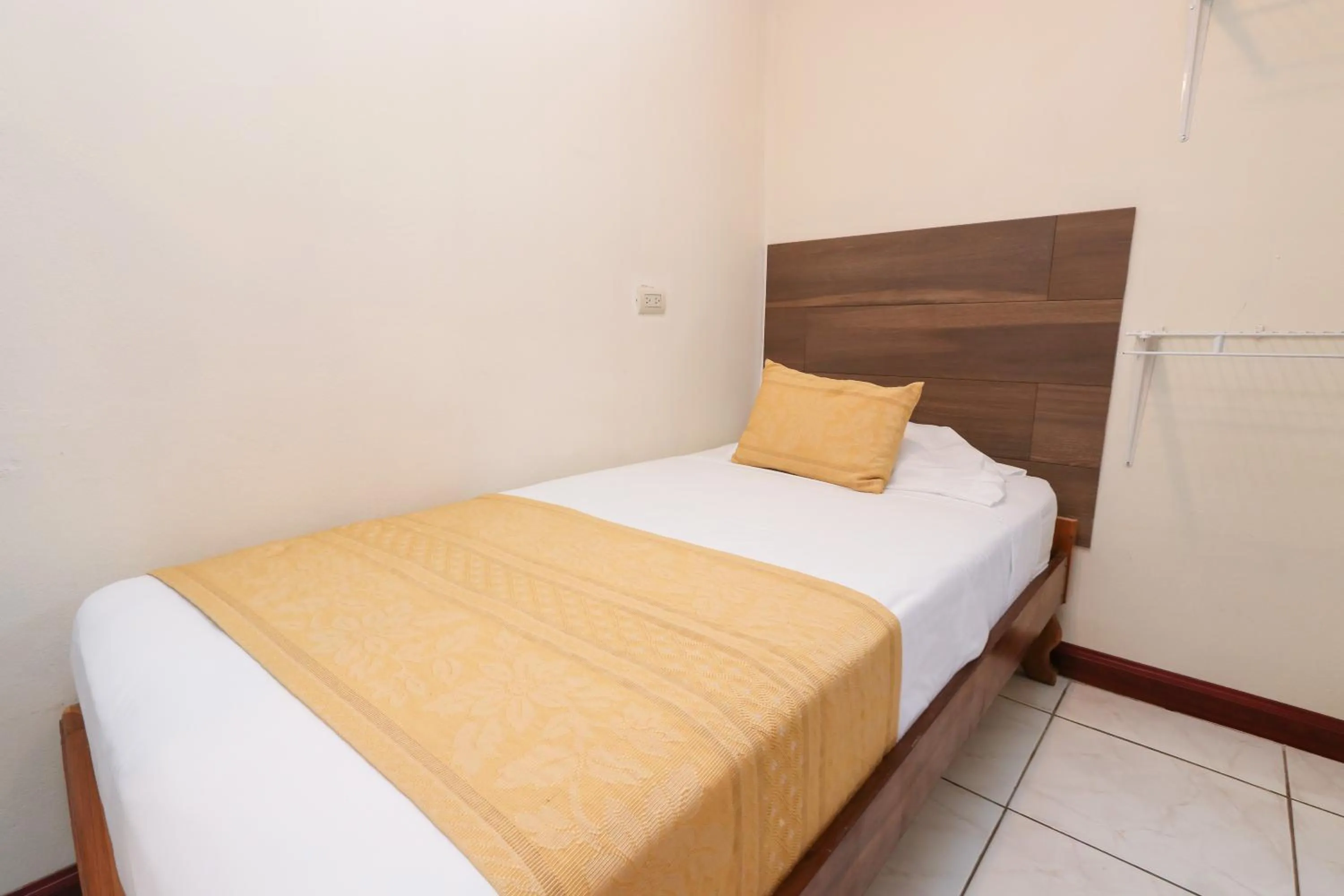 Bed in Hotel Flor Blanca