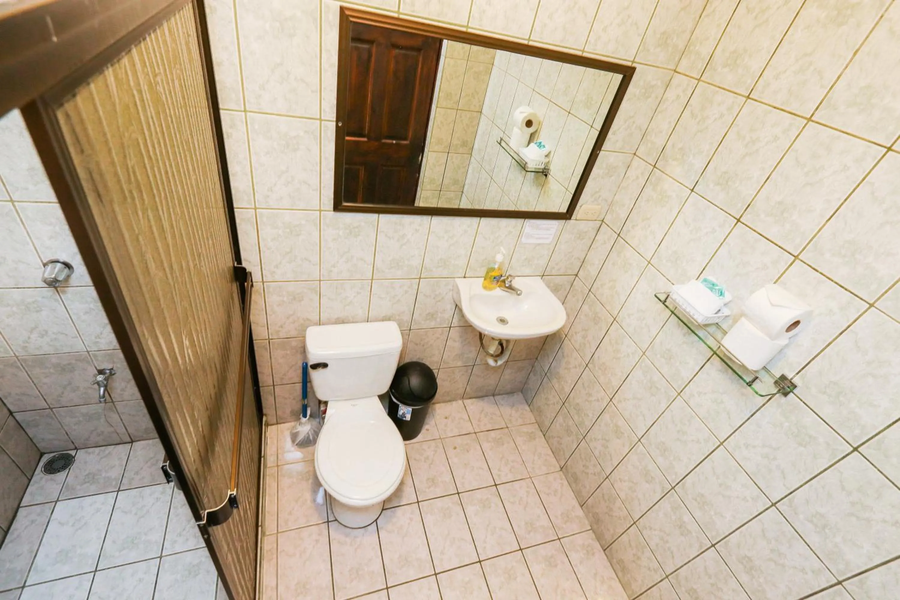 Shower in Hotel Flor Blanca