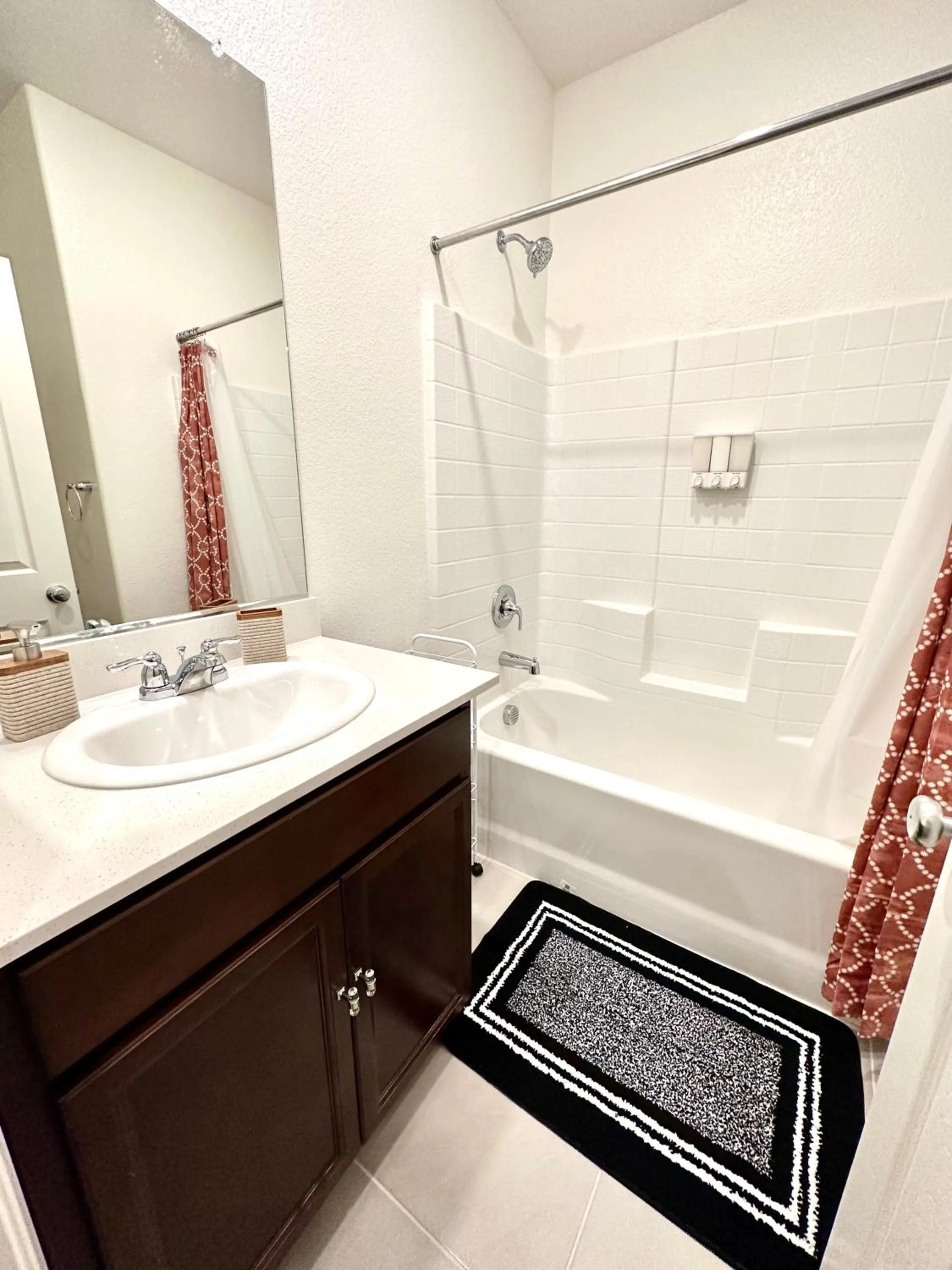 Shower in Spacious House, 5 bedrooms, Sleeps 12, Near Las Vegas Strip and Airport