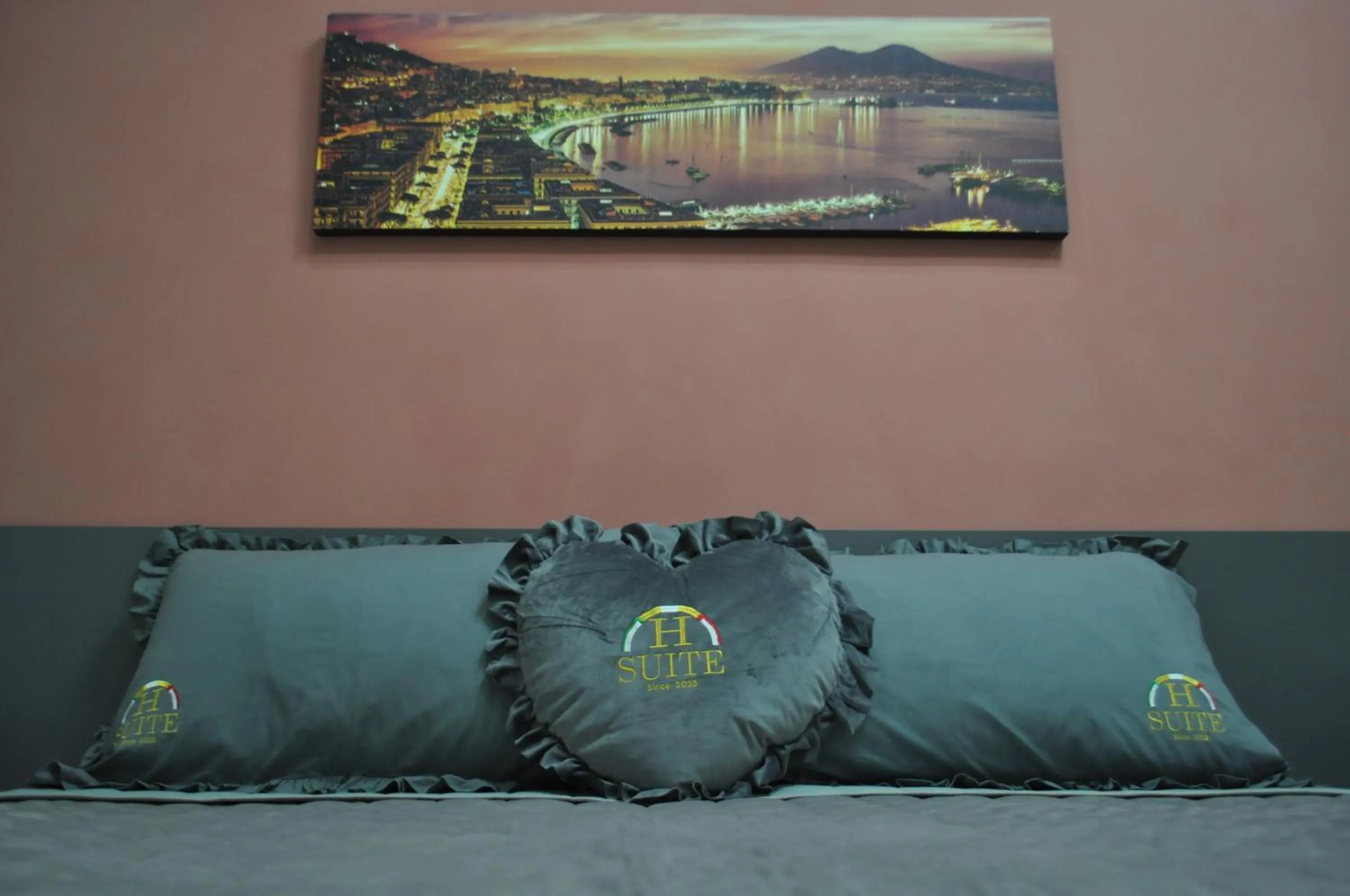Bed in HSUITE