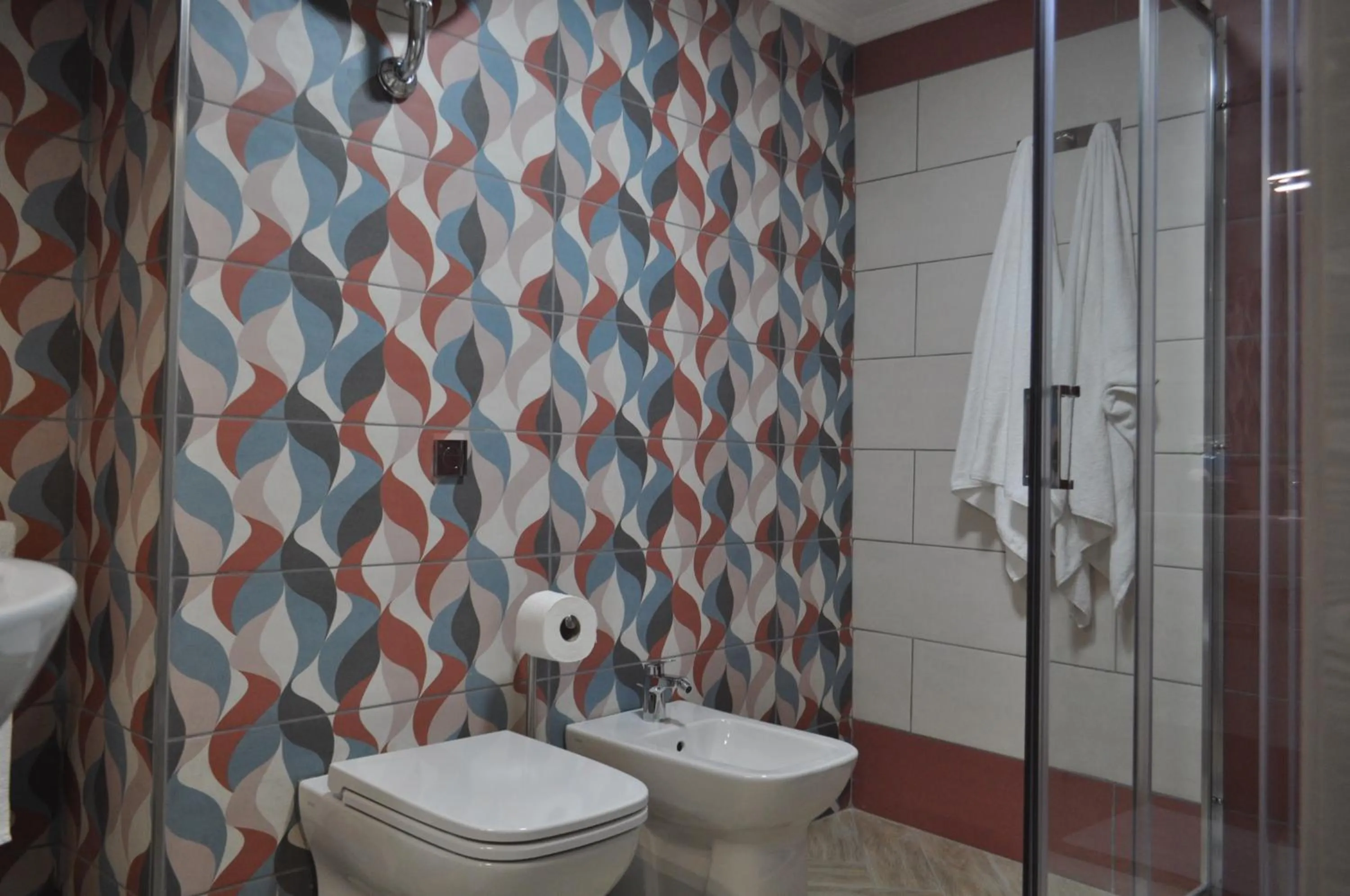 Shower in HSUITE
