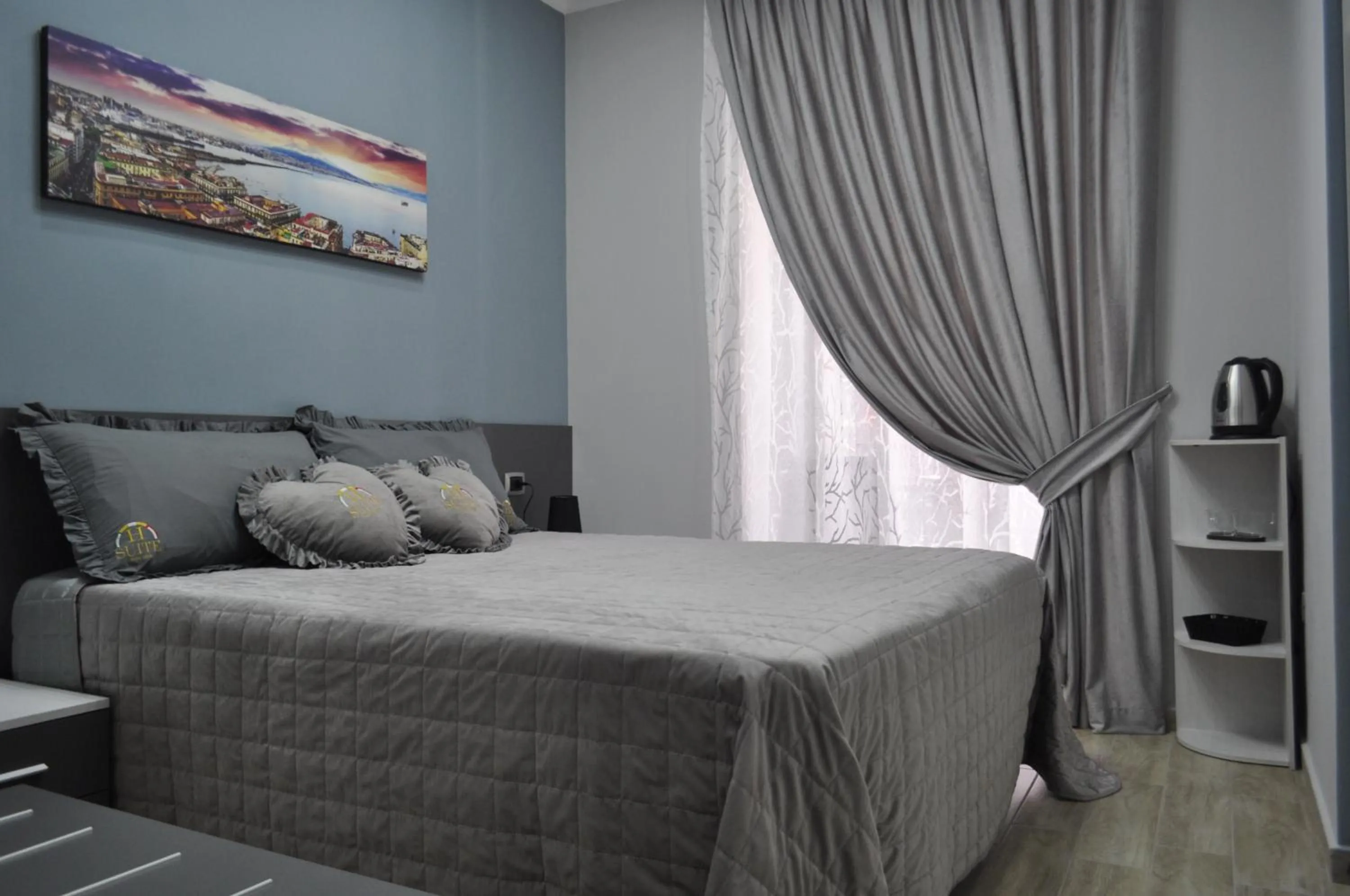 Bed in HSUITE