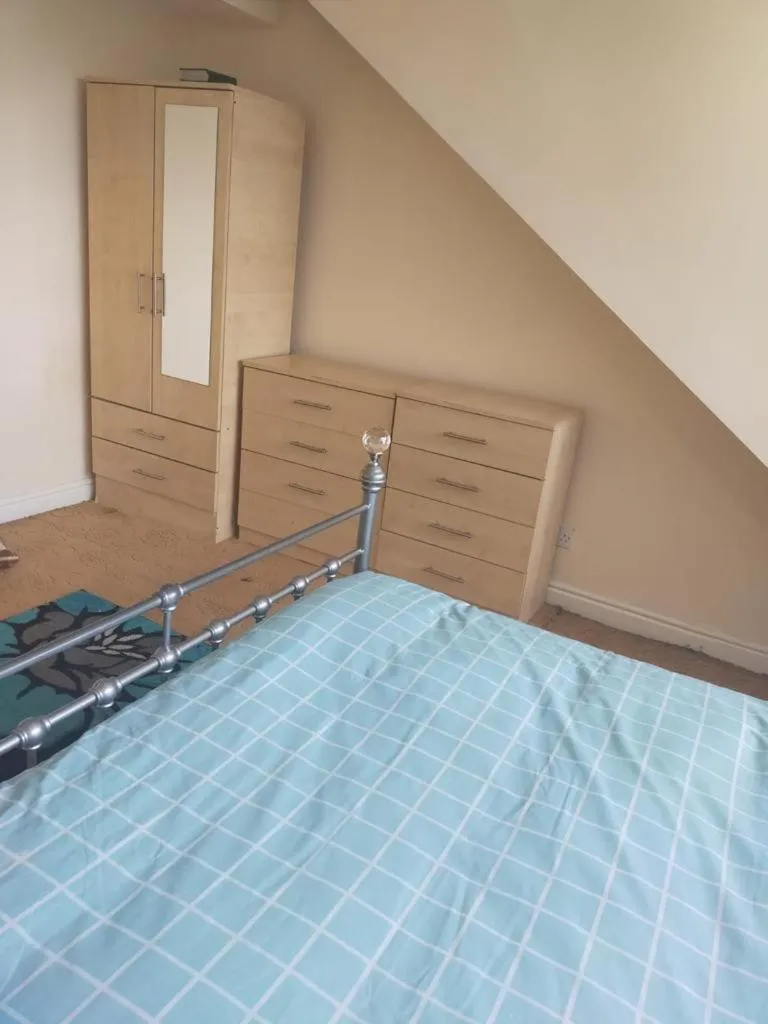 Bedroom, Bed in Paradise Apartment- Female Only