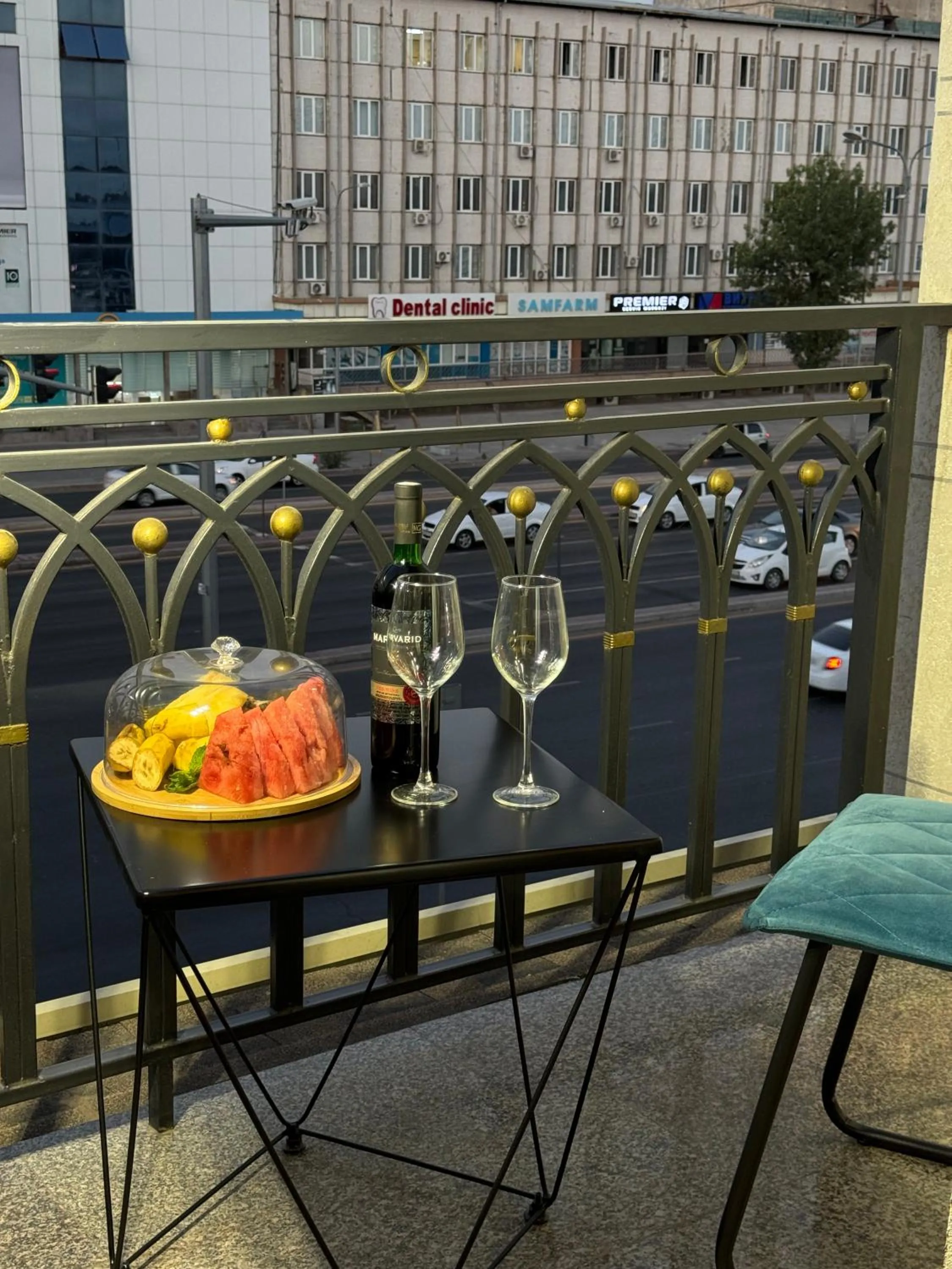 Day in Garnet Mir Hotel