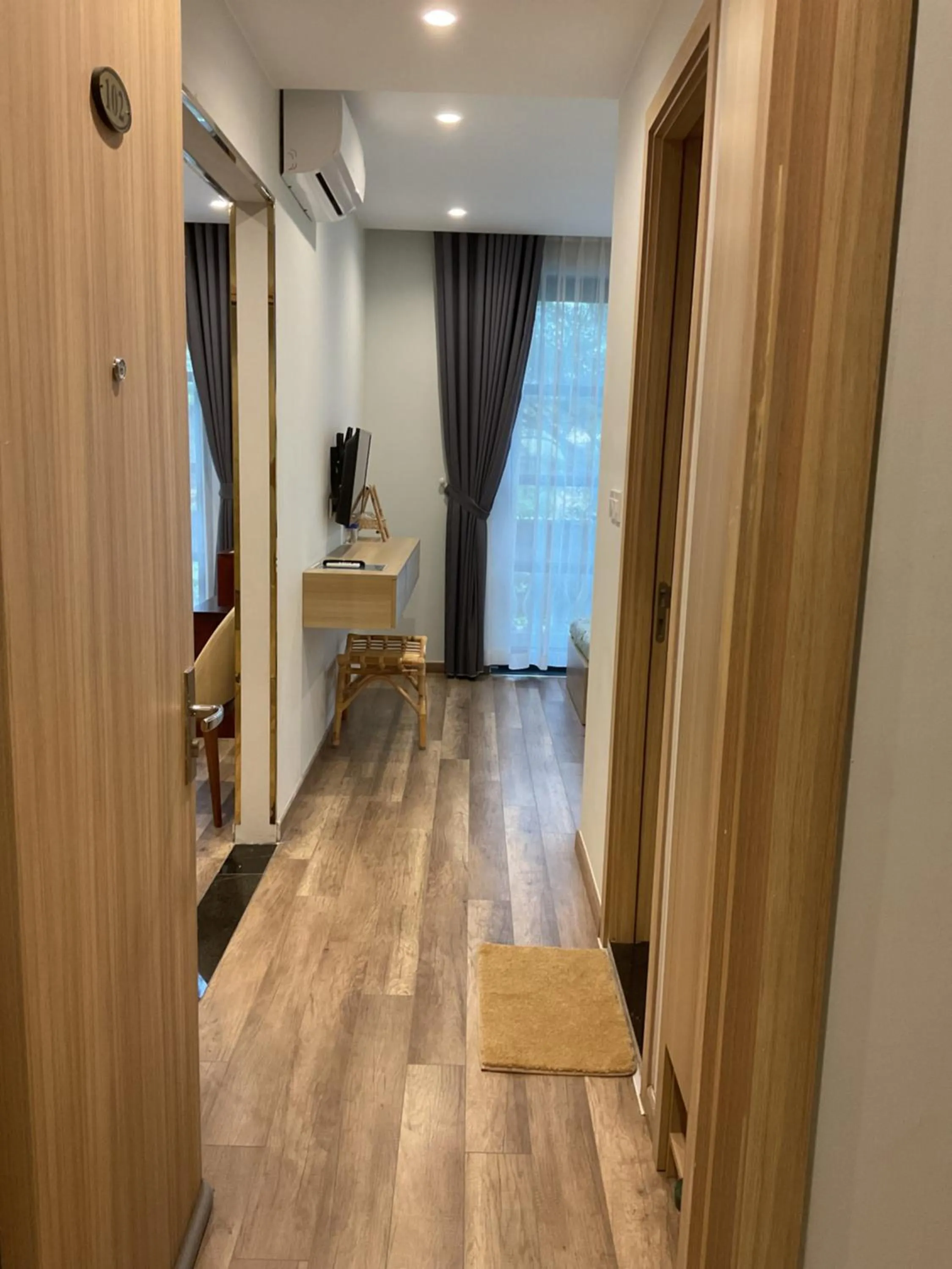 wardrobe in Green Inn Phu Quoc Hotel