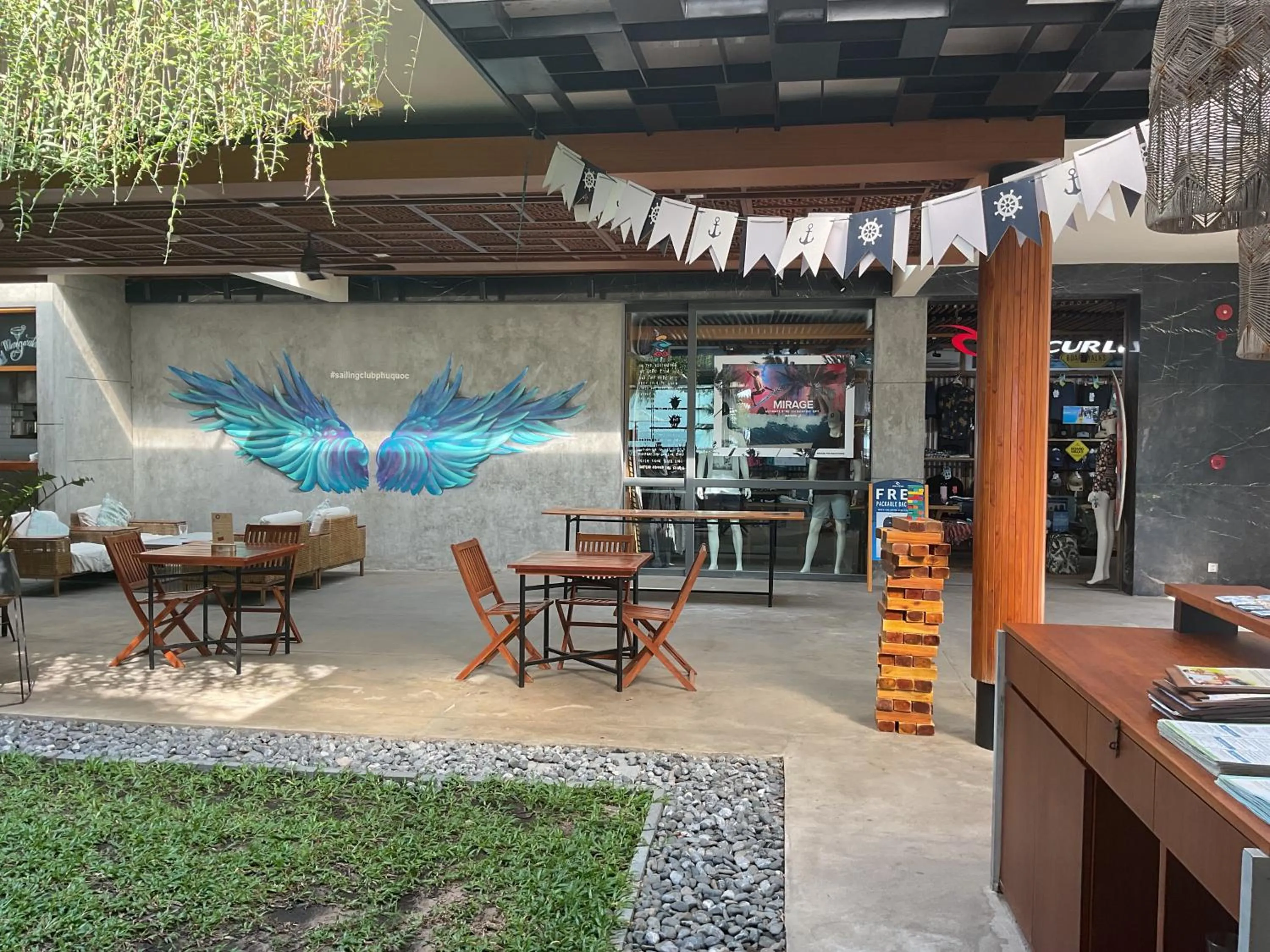 Restaurant/places to eat in Green Inn Phu Quoc Hotel