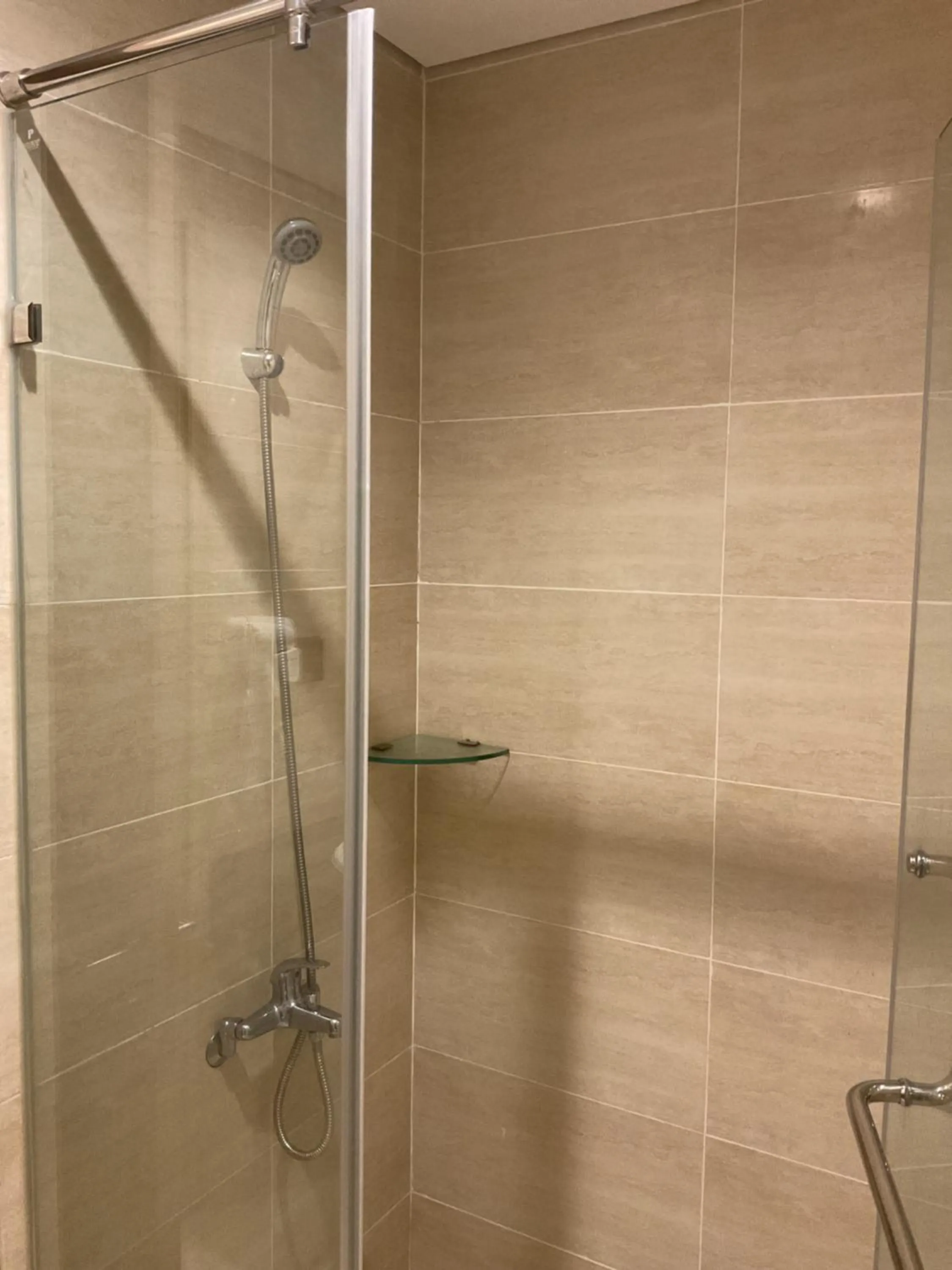 Shower in Green Inn Phu Quoc Hotel