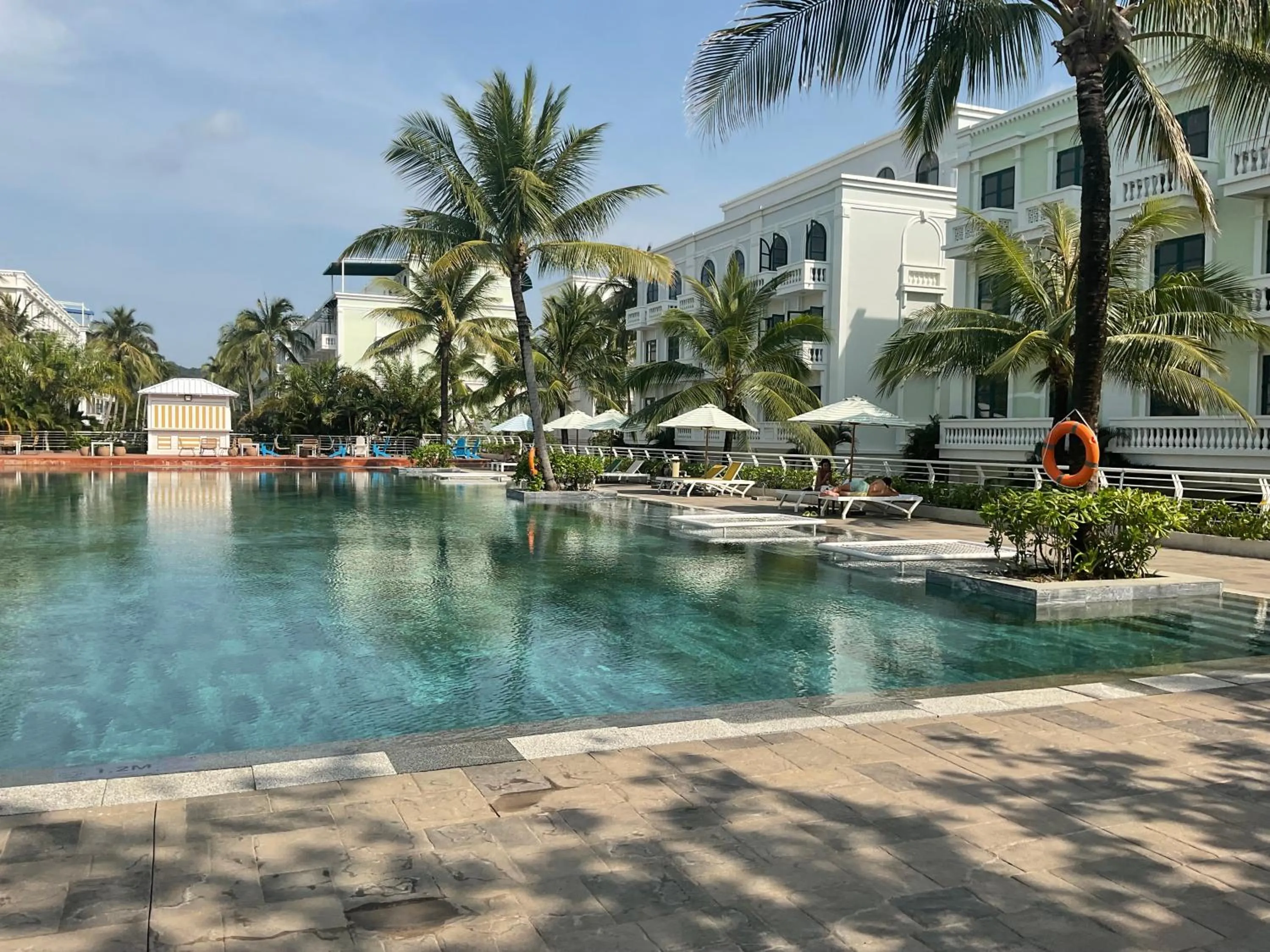 Swimming pool in Green Inn Phu Quoc Hotel