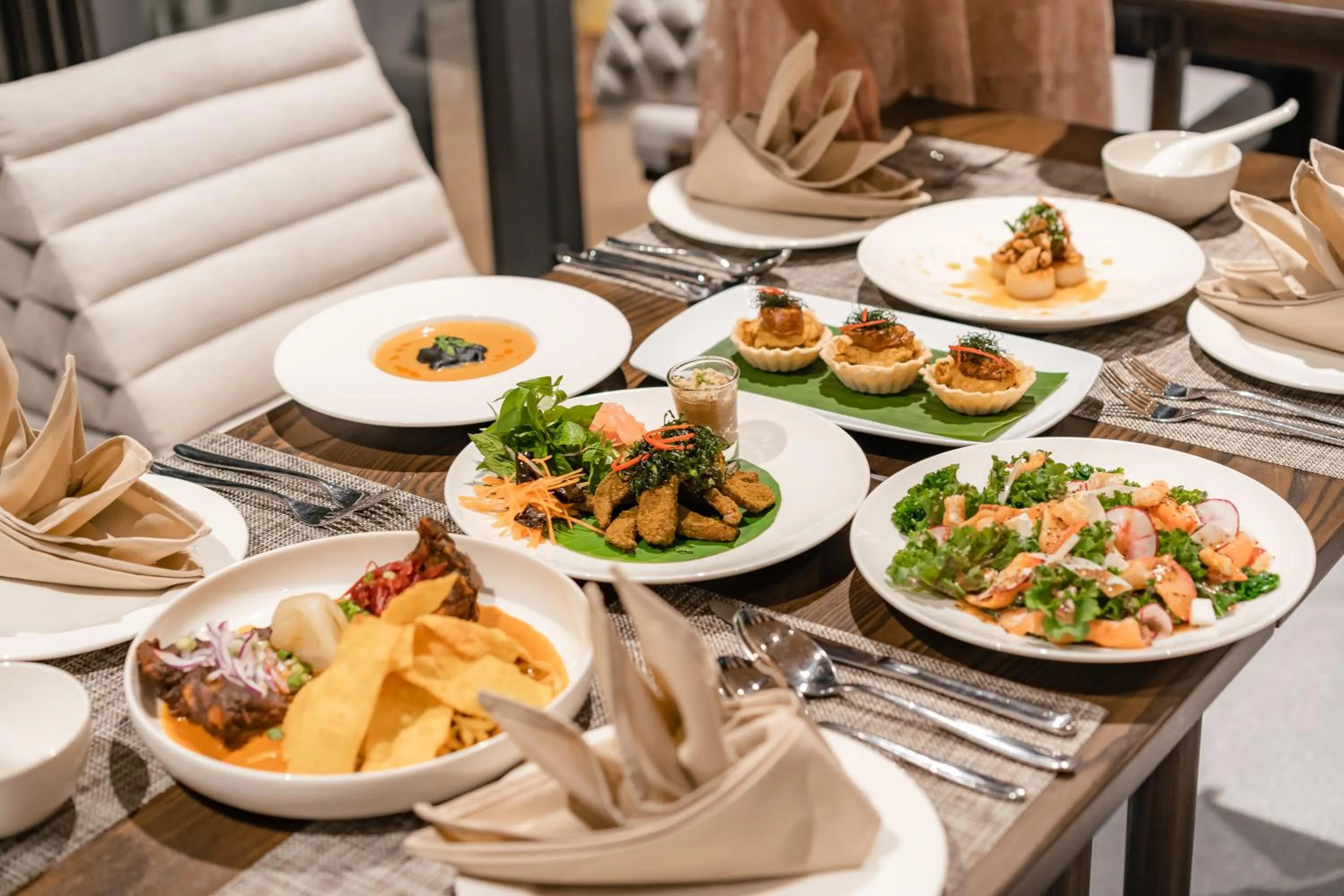 Food and drinks in Riva Vista Riverfront Resort Chiang Rai