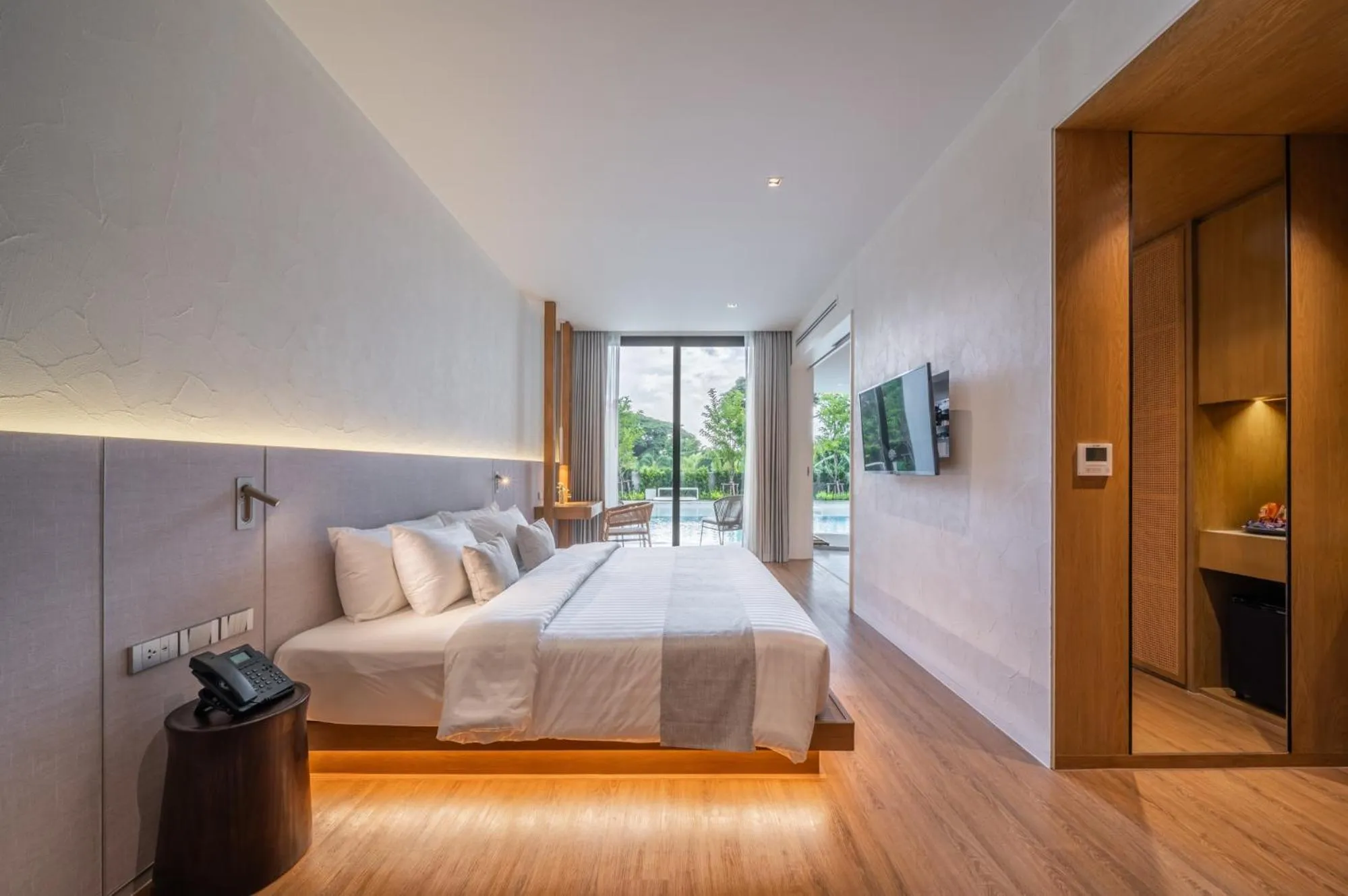 Bed in Riva Vista Riverfront Resort Chiang Rai