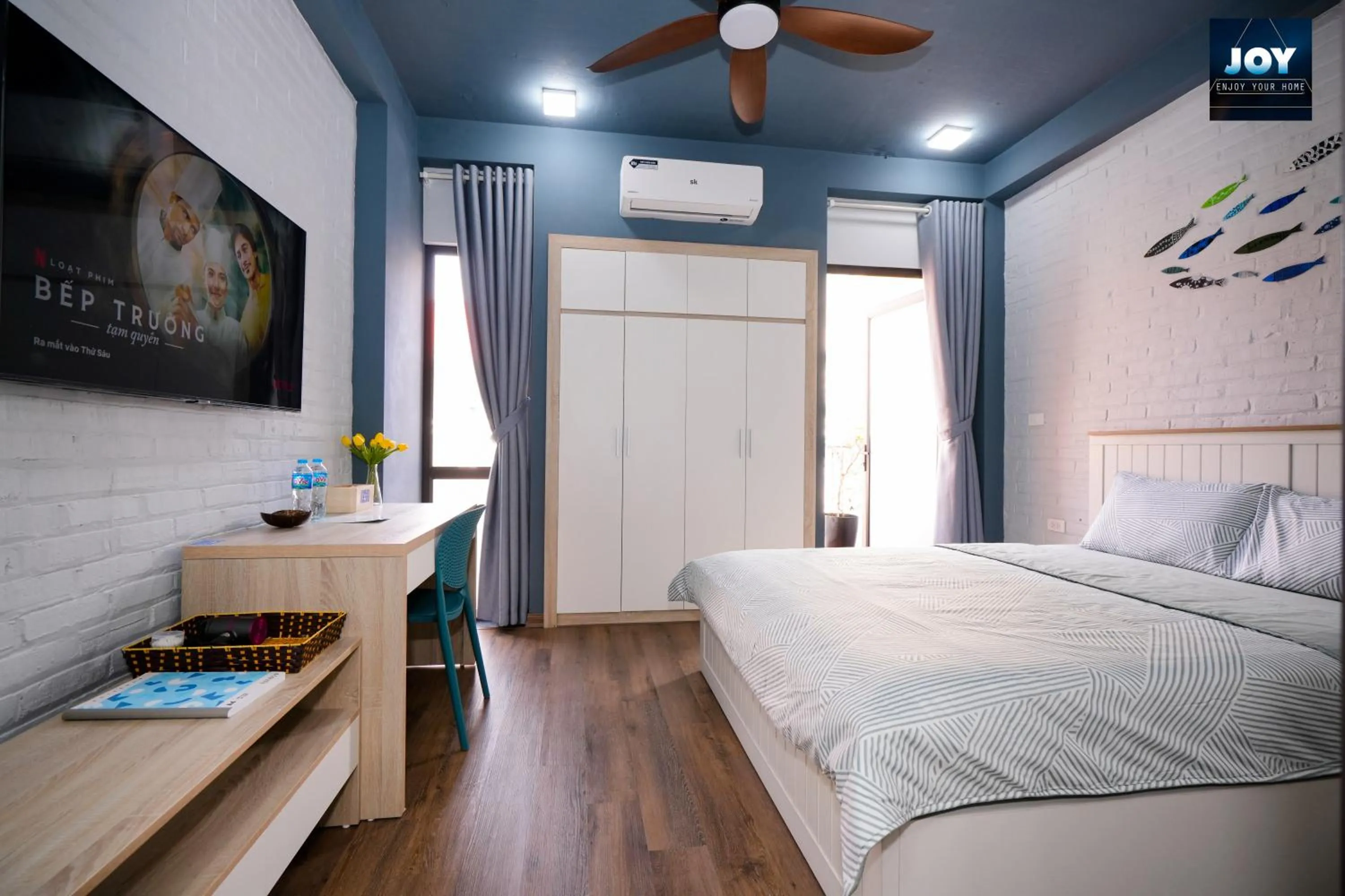 Bed in JOY APARTMENT TAY HO