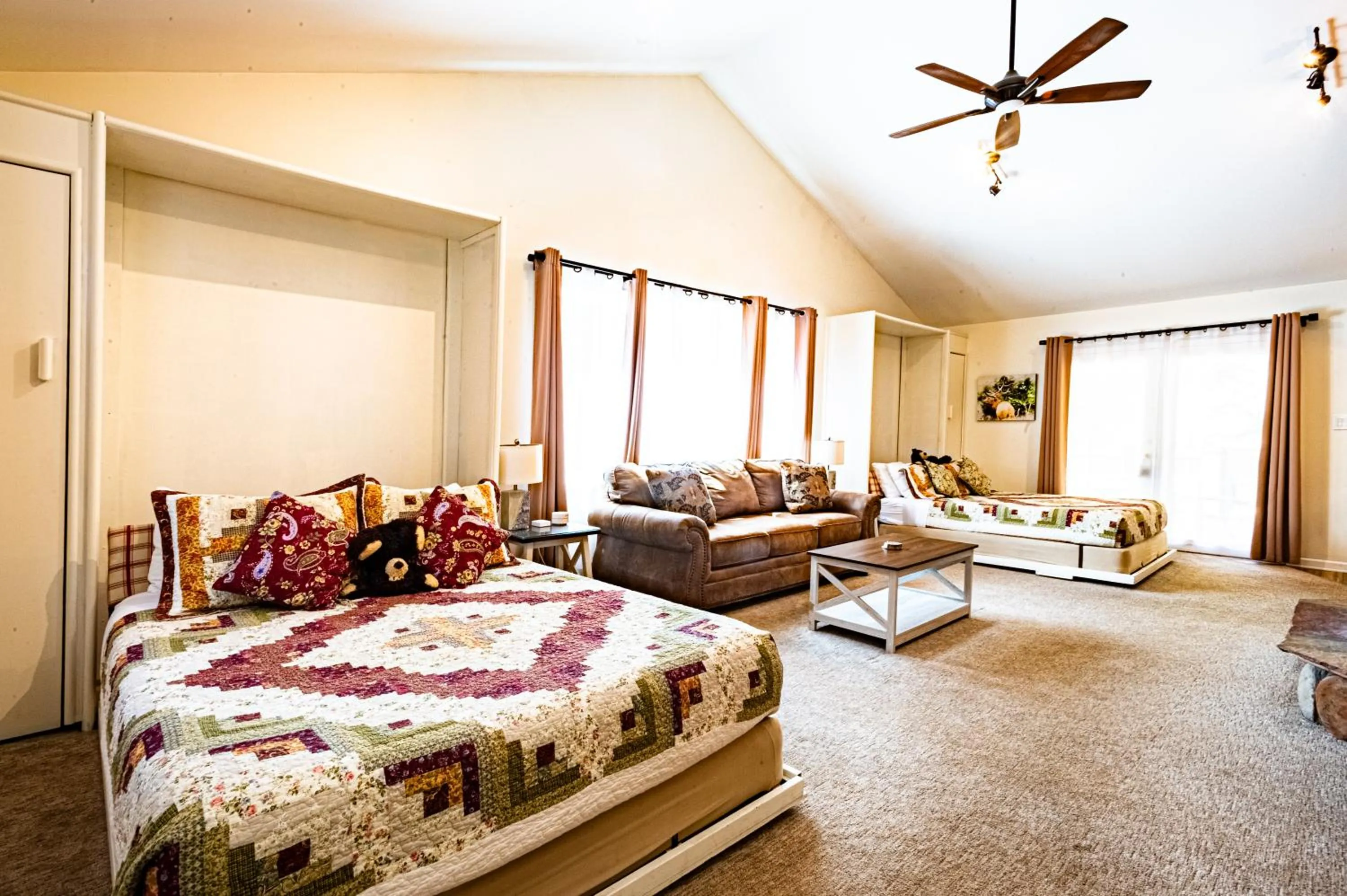 Bed in Alpen Way Chalet Mountain Lodge