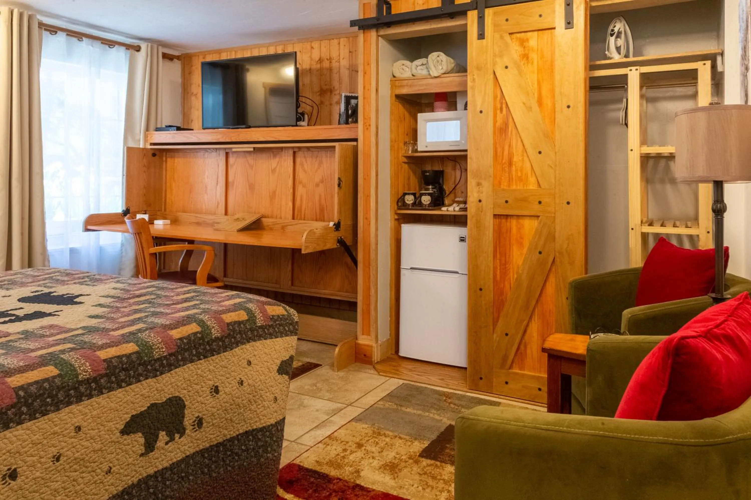 Bed in Alpen Way Chalet Mountain Lodge