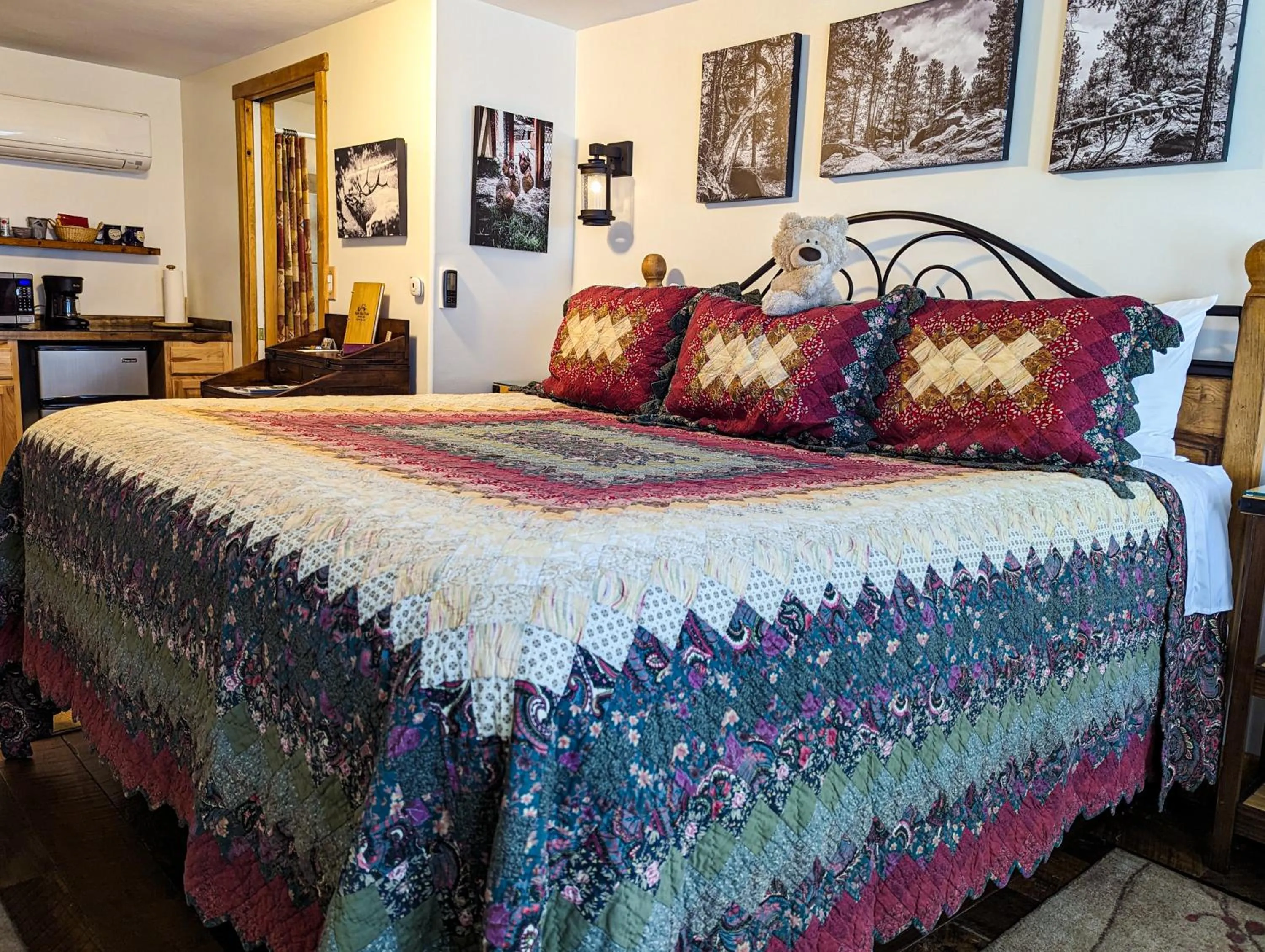 Bed in Alpen Way Chalet Mountain Lodge