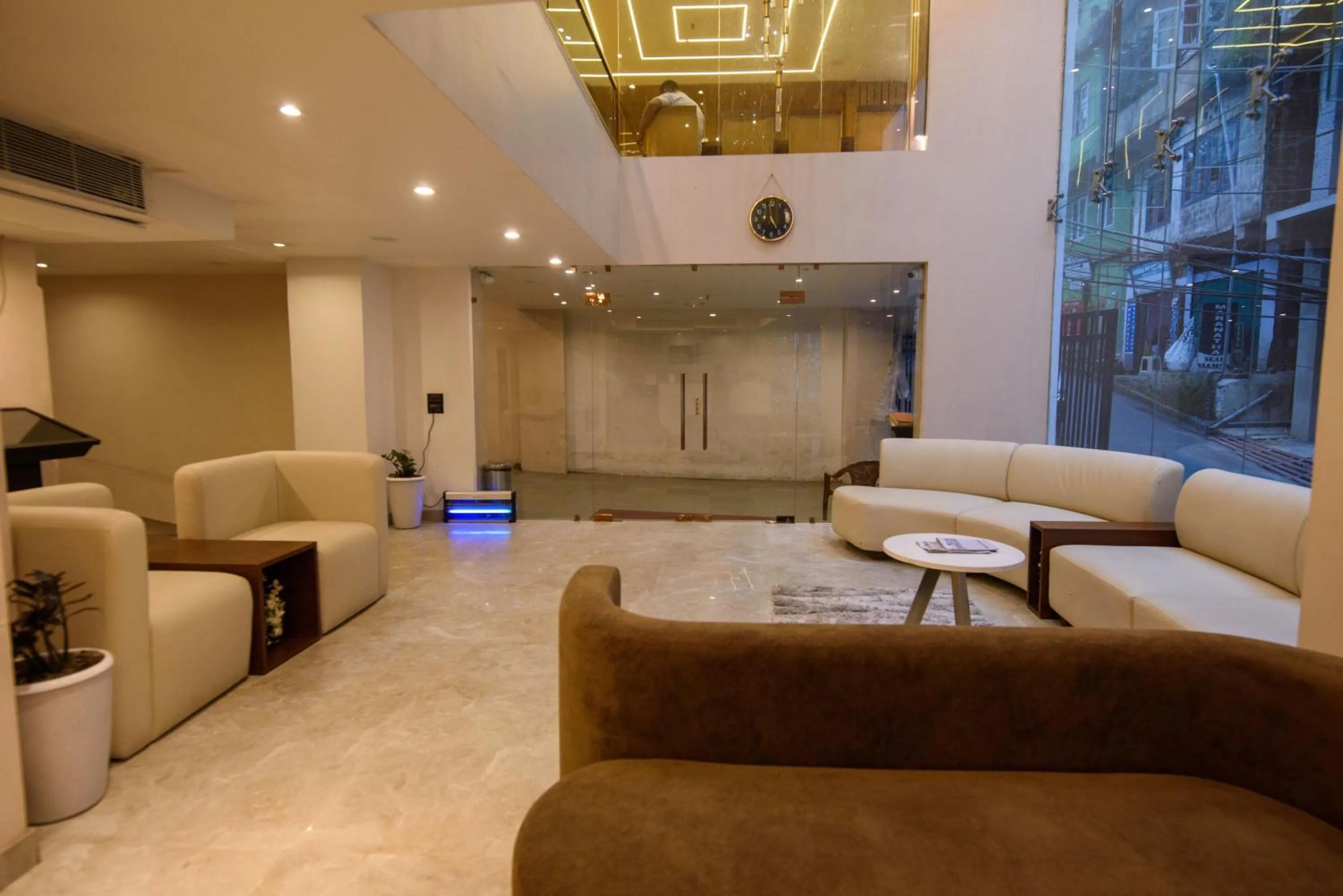 Lobby or reception in Emerald Hotel